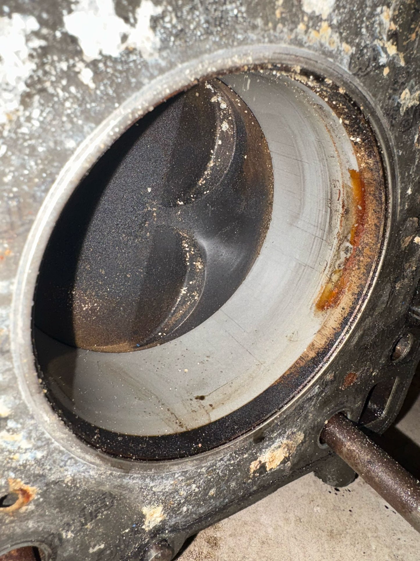 Porsche 928 M28/01 4.5 block with pistons, used