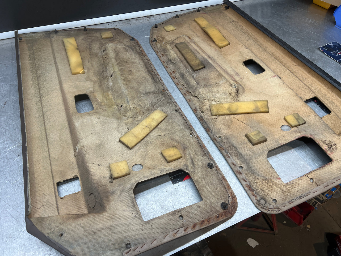 Porsche 924 944 -85.5 pair of Used RHD Porsche brown / beige  / cream door cards, 478867011 / 478867012 used condition
