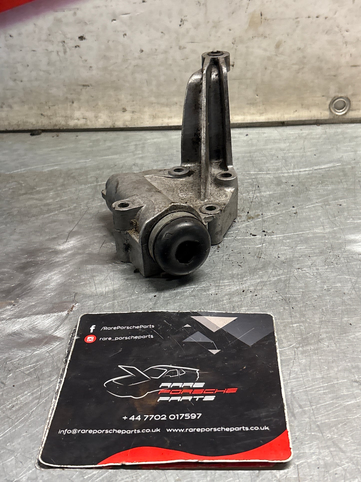 Porsche 928 timing belt tensioner, used 9281055414R