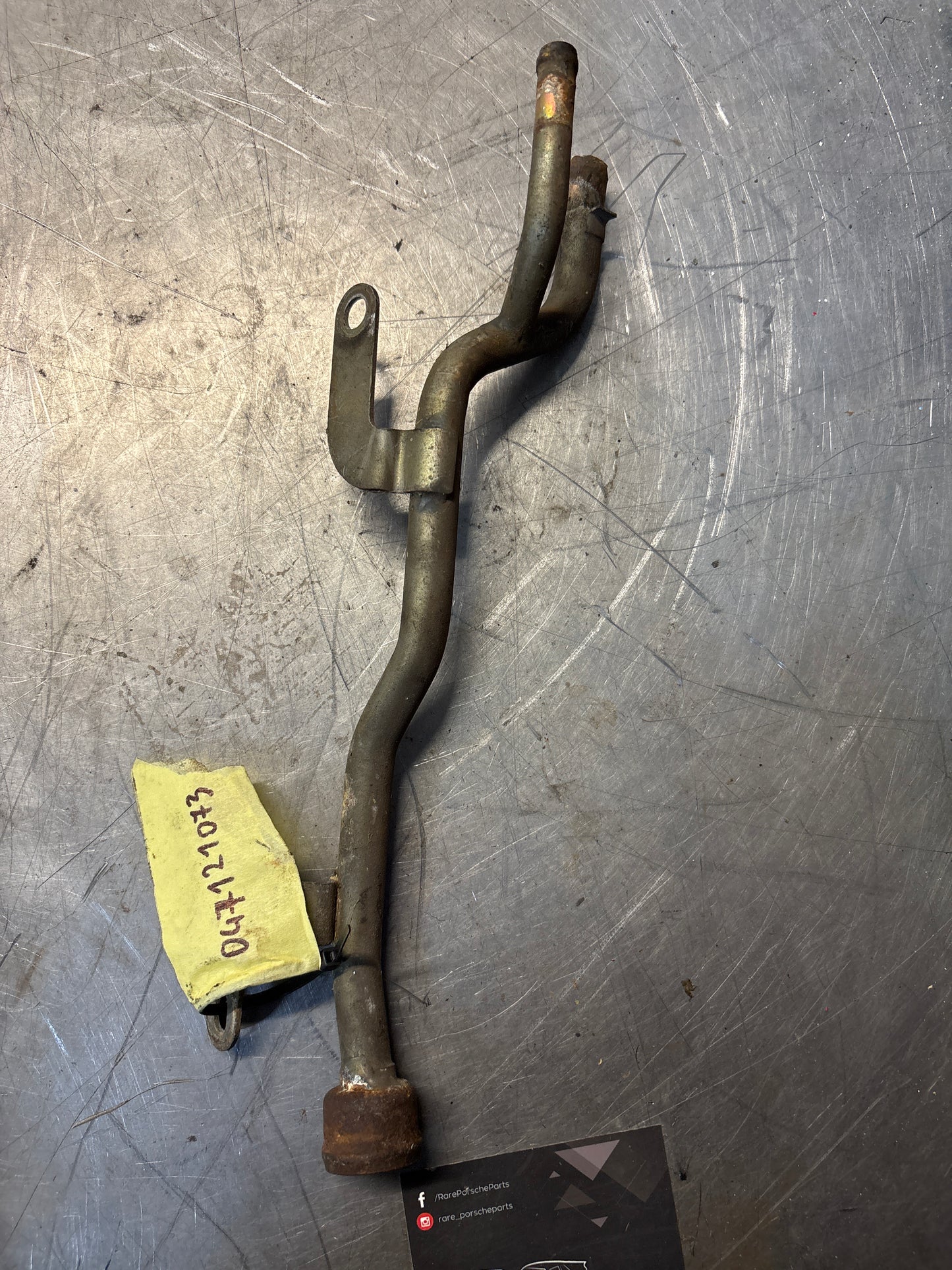 Porsche 924 Water Coolant Hose Pipe 047121073, used