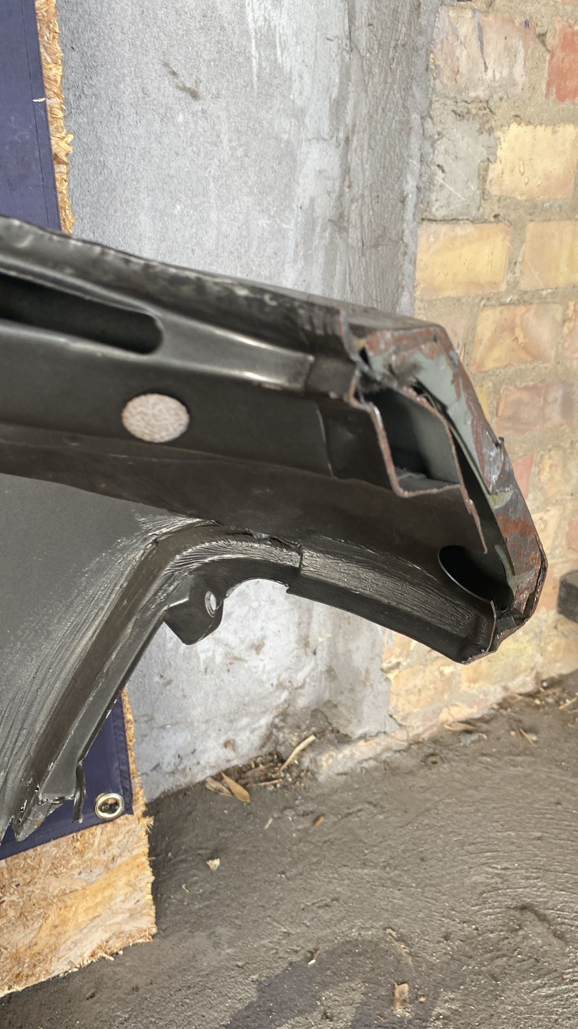 Porsche 944 Right side cut, rear fender with sill 94450390403, 94450361200