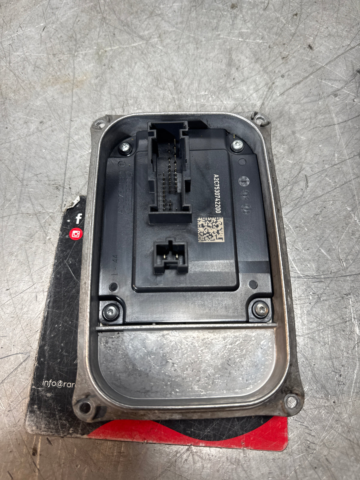 MERCEDES B CLASS GENUINE LED HEADLIGHT CONTROL MODULE A2479004204- Used