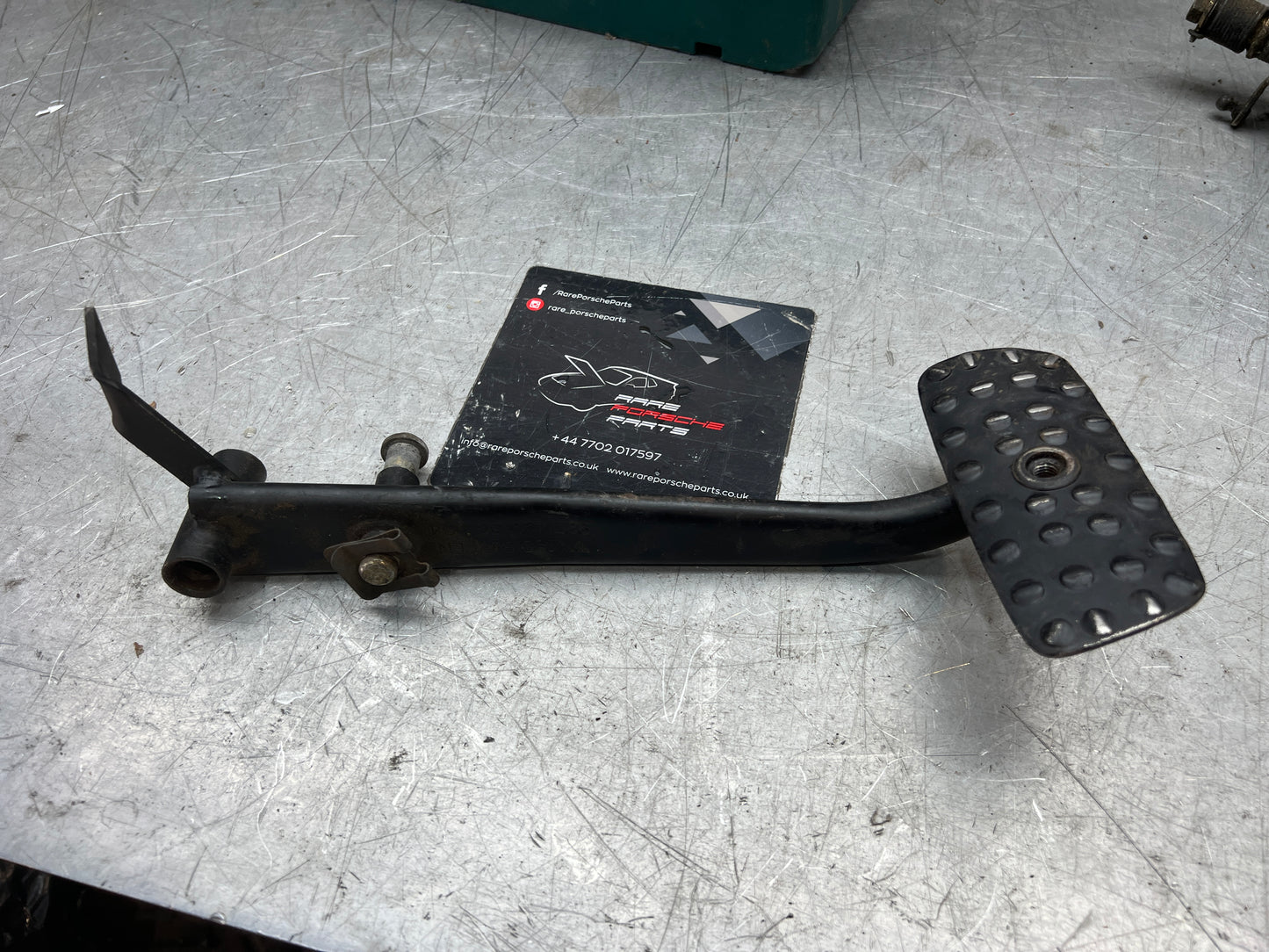 Porsche 928 brake pedal, used 92742350104
