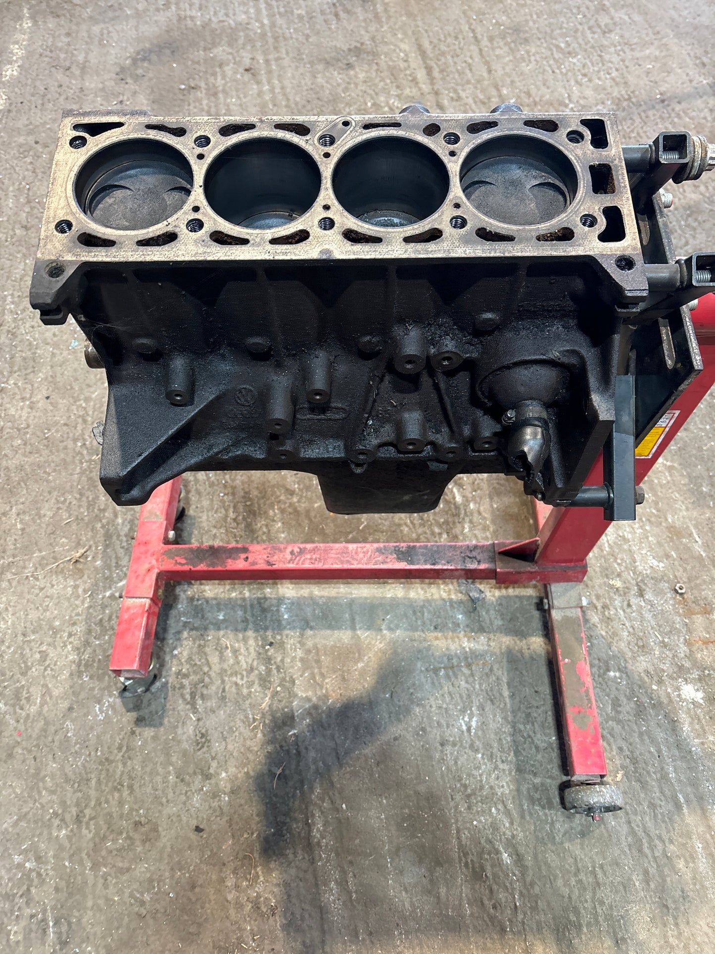 Porsche 924 2.0 8V 125HP engine short block with sump, XJ only 124K miles, tested, used