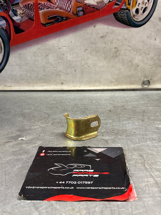 Porsche 924 944 exhaust hook 93111126401, refurbished