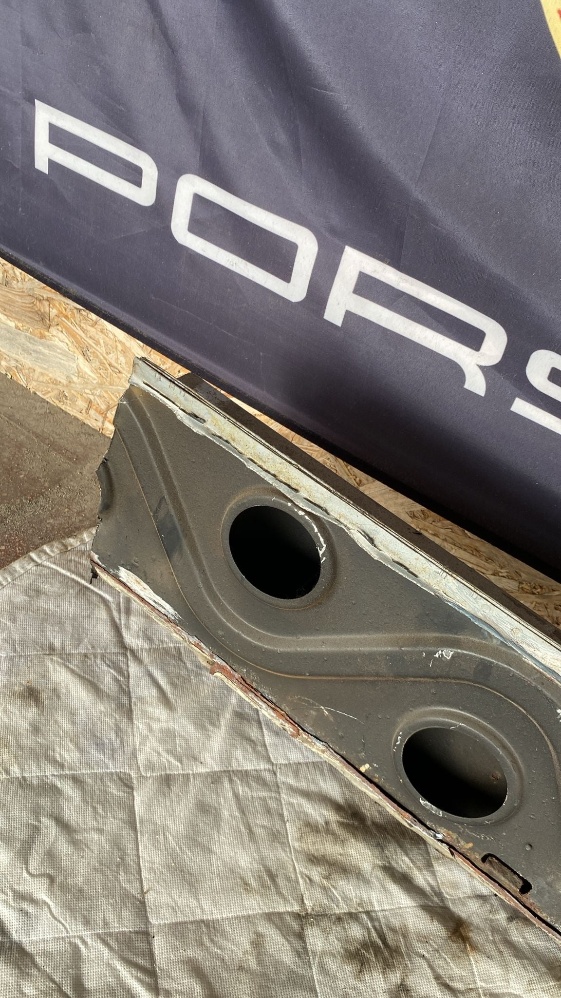 Porsche 924 Right sill / fender section, 477809602B cut