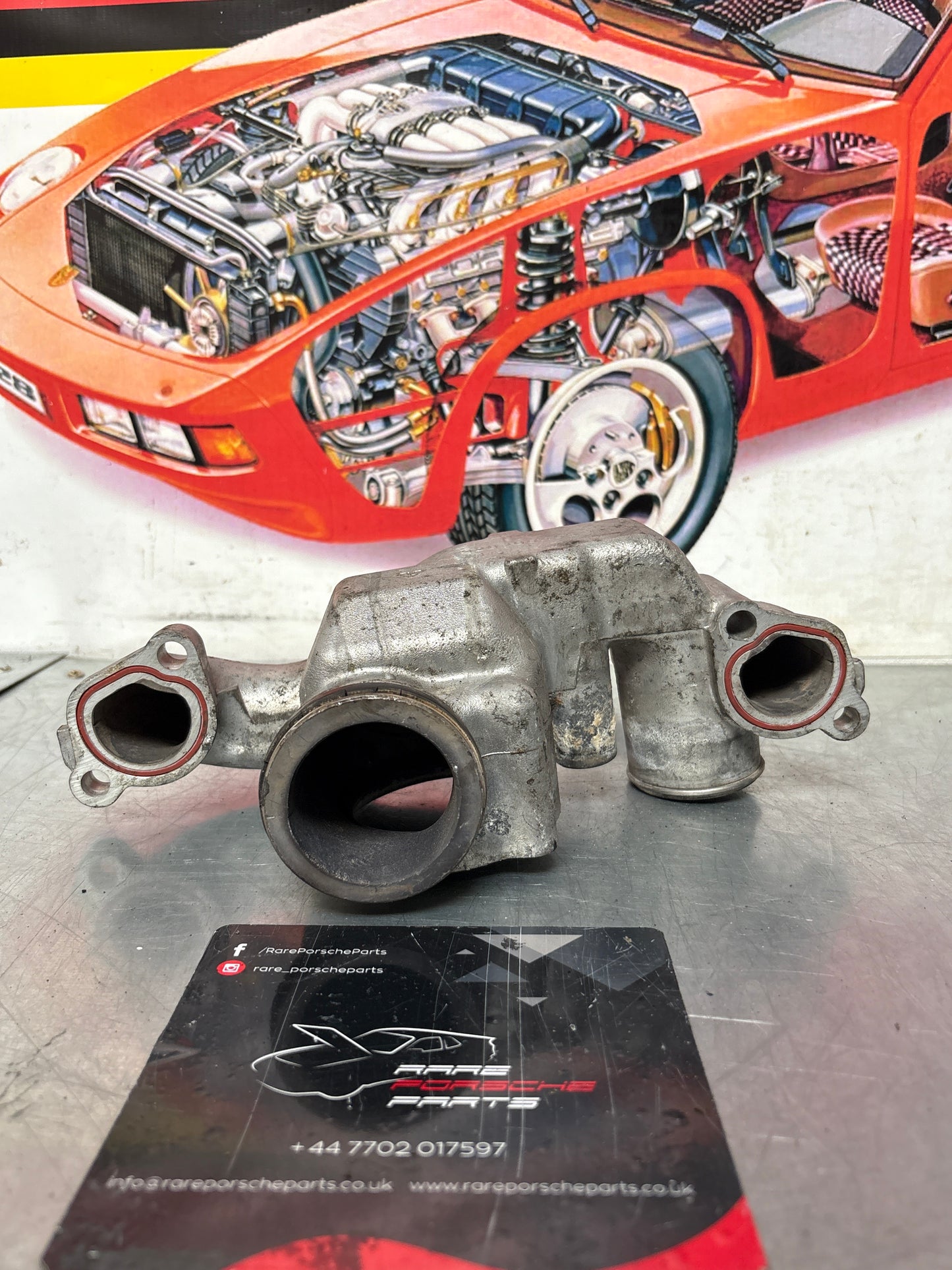 Porsche 928 85.5- thermostat housing, used 9281061651R