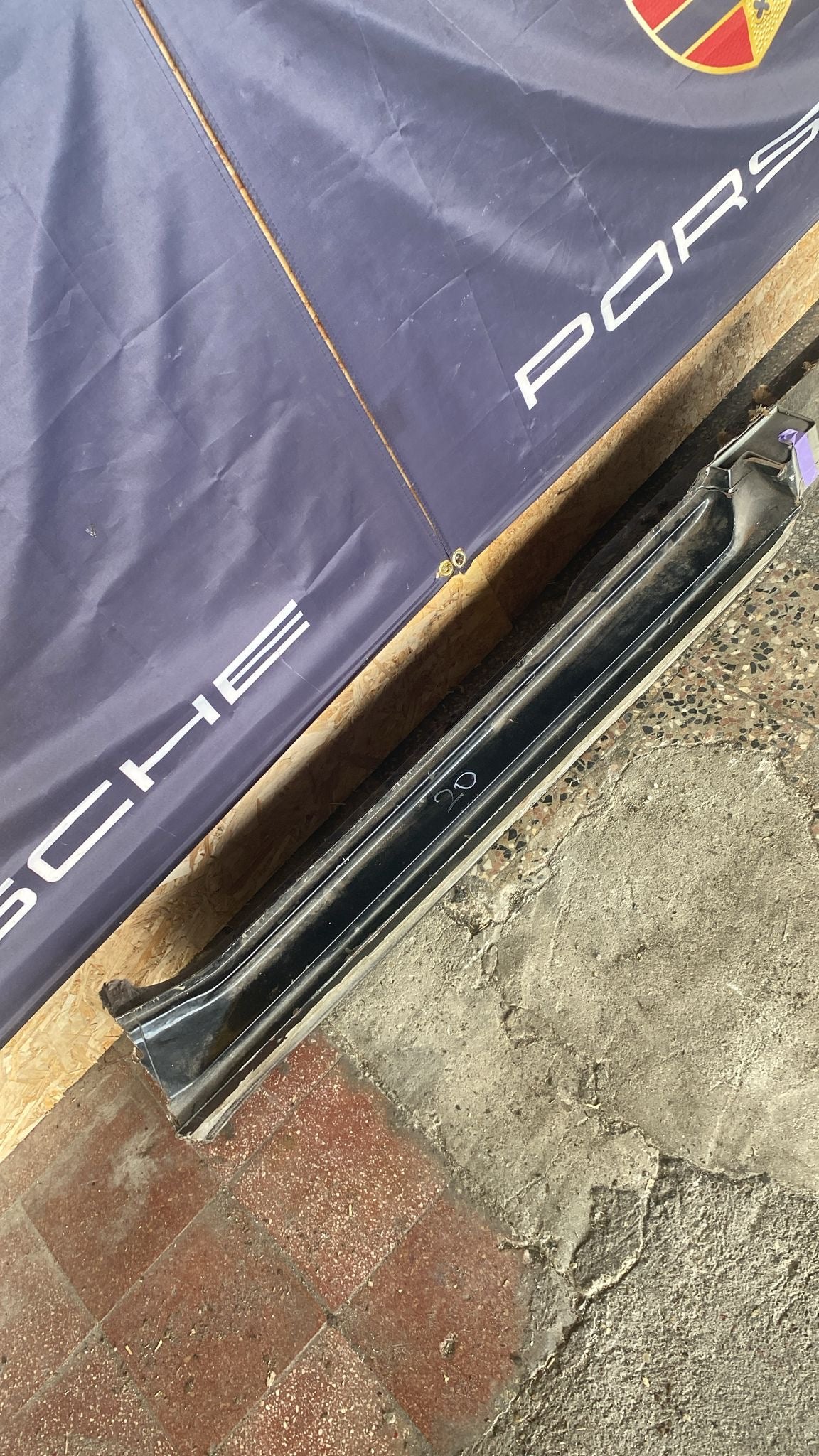 Porsche 944 right sill section with 94450361200