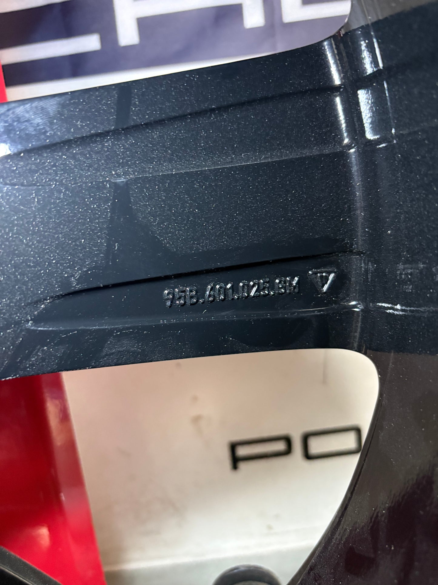 Porsche Macan 10.0Jx21”, ET19 Front rim, refurbished 95B601025GM