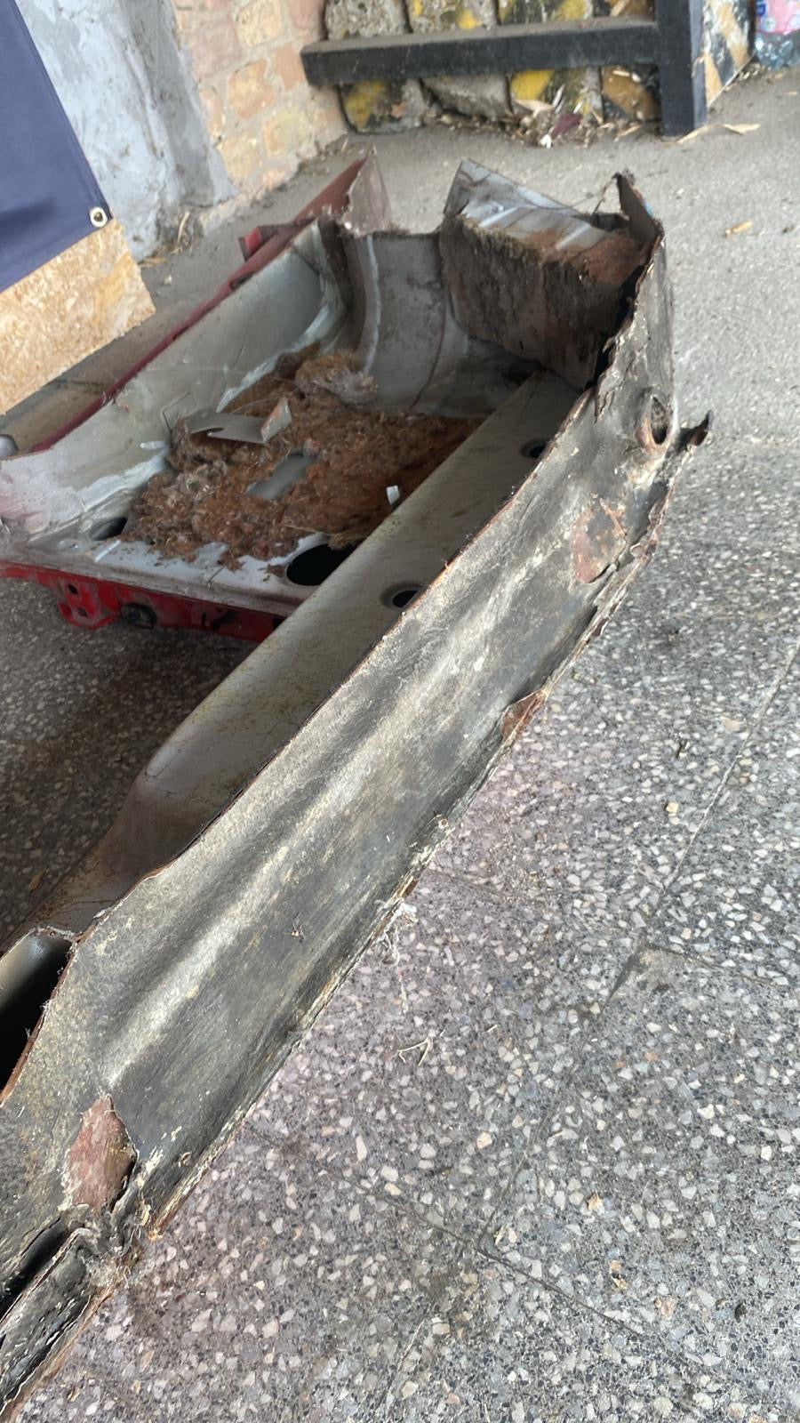 LPorsche 924 76-79 left sill / fender section, 477809601B cut