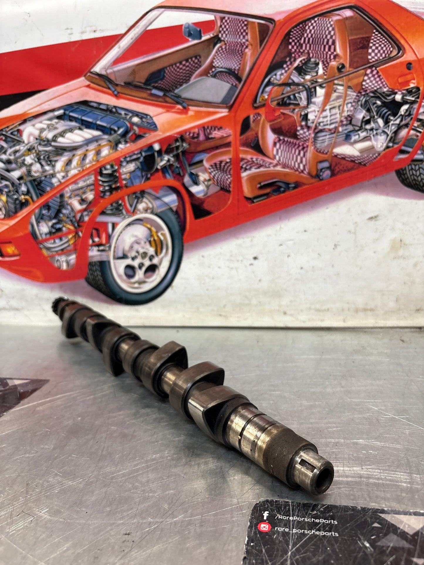 Porsche 924 / 924 Turbo chamshaft 046109021used