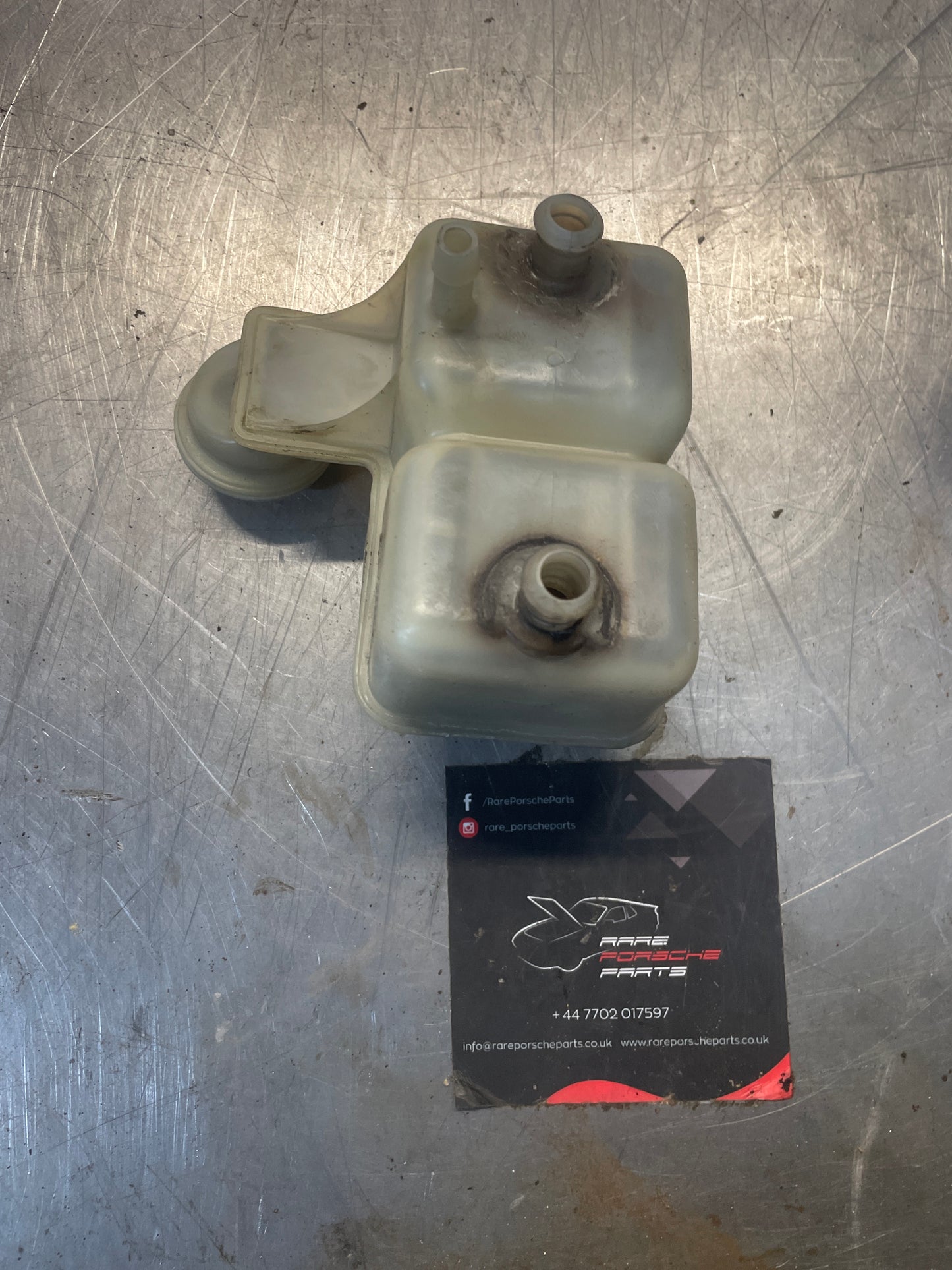 Porsche 928 Brake Fluid Reservoir, used 92835565003