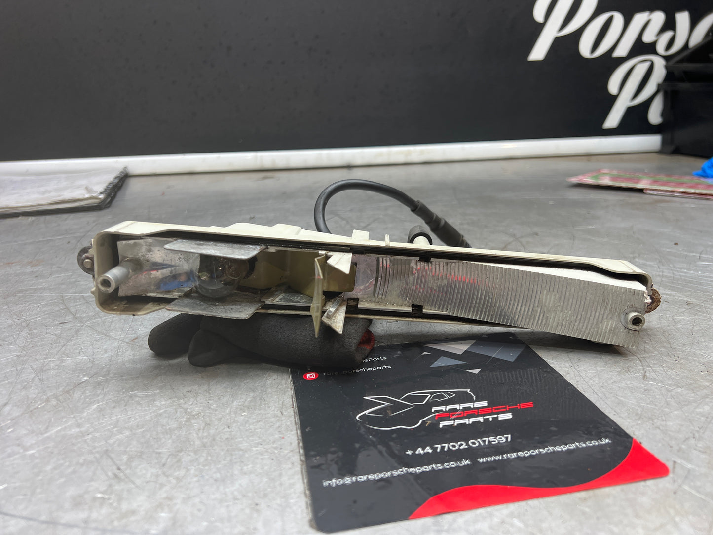 Porsche 944 S2 Turbo front indicator body housing unit. 95163141100 used