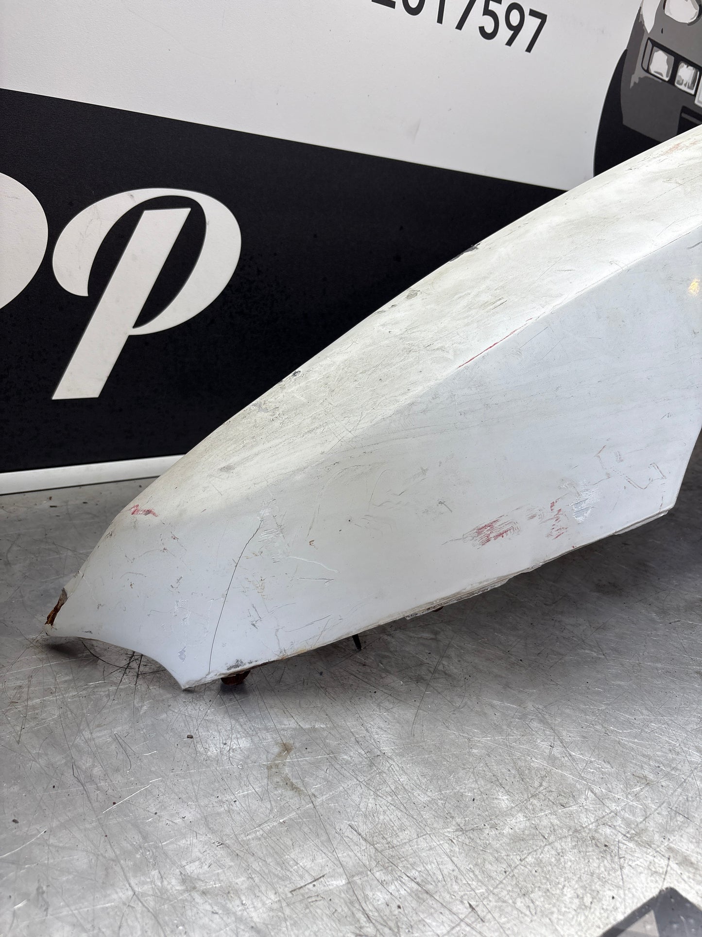 Porsche 944 early left front wing, please see photos, used
