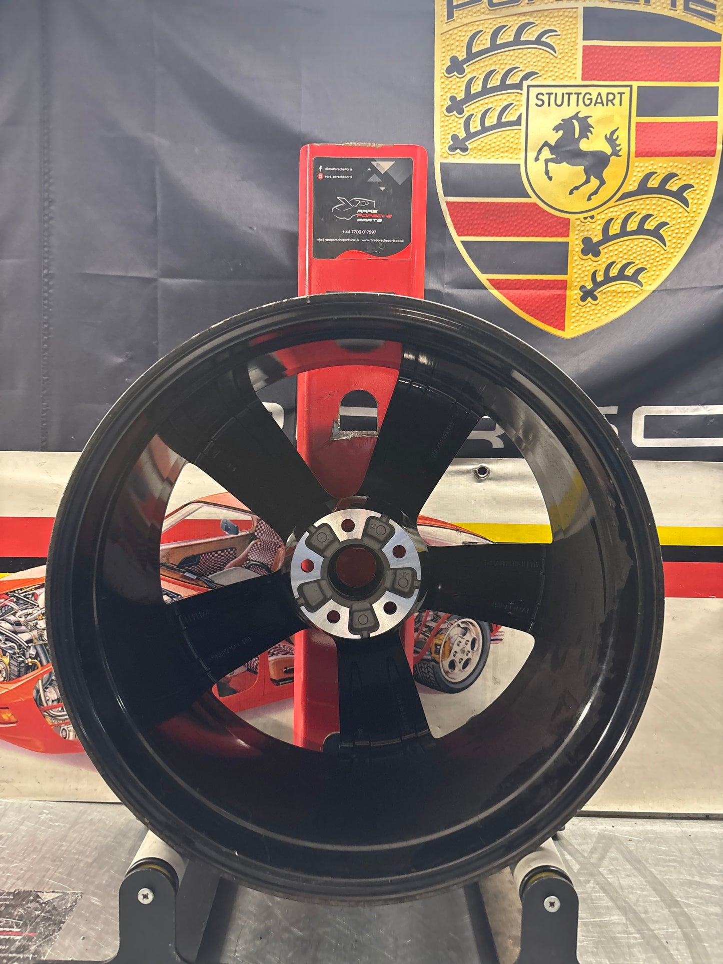 Porsche Macan 10.0Jx21”, ET19 Front rim, for spares or repair 95B601025GM