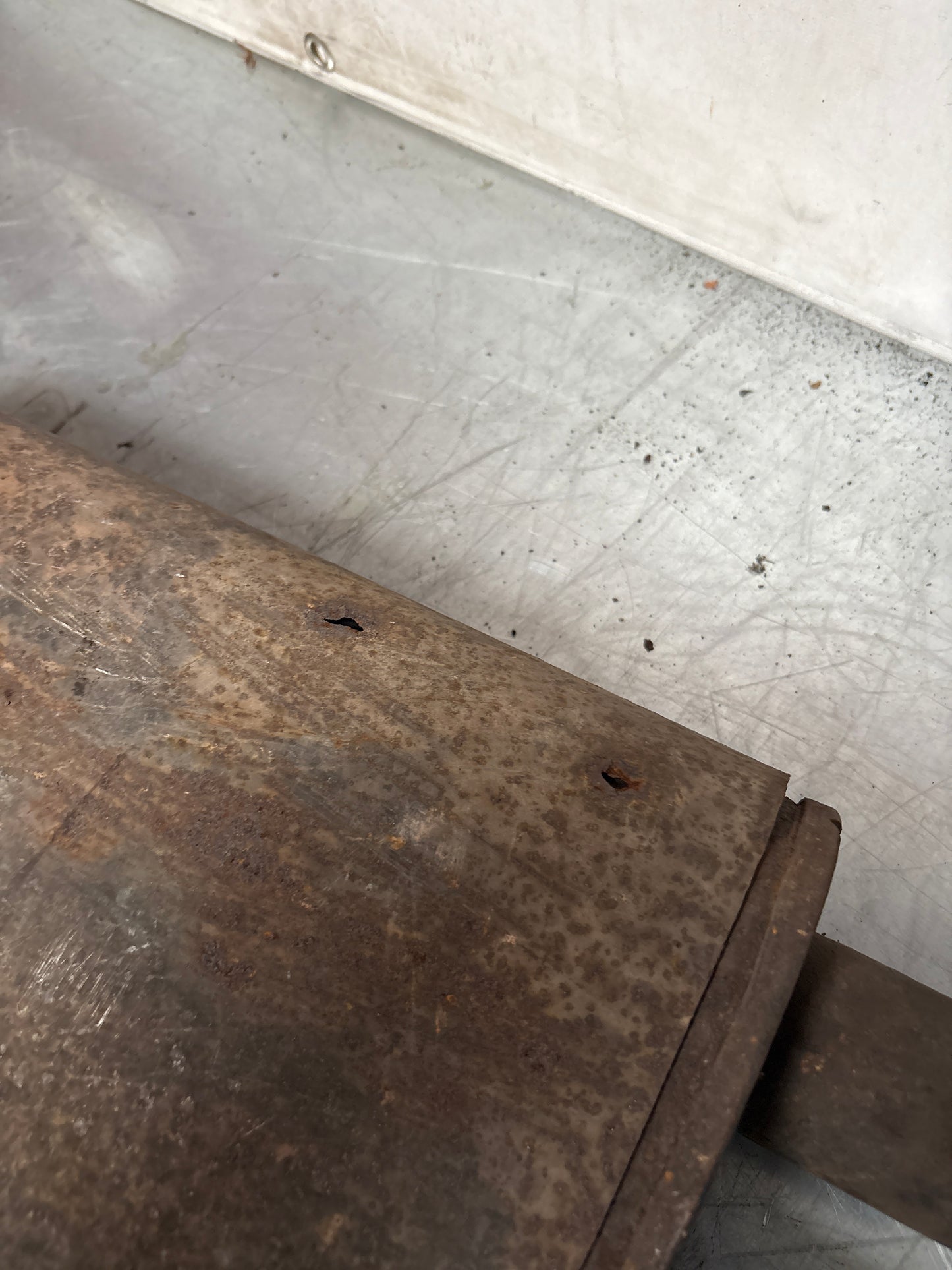 Porsche 928 middle exhaust silencer, 92811109001 used