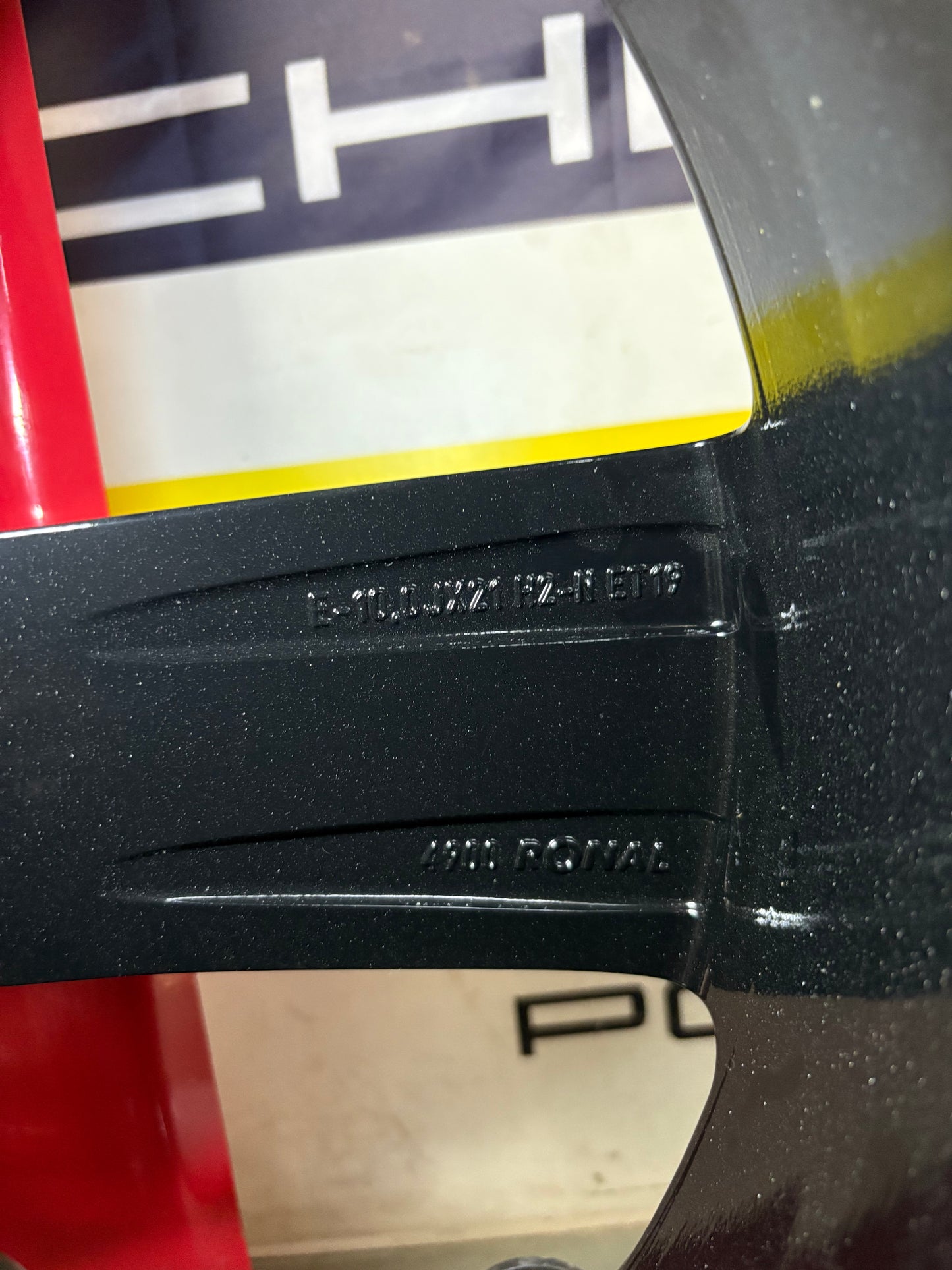 Porsche Macan 10.0Jx21”, ET19 Front rim, refurbished 95B601025GM