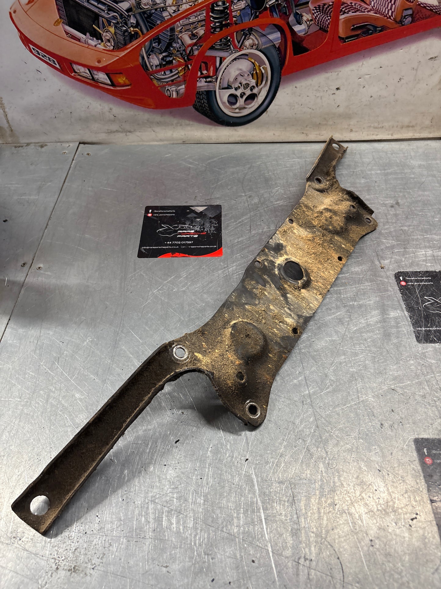Porsche 928 S4 GT GTS protective plate RHD 92737502102 1987-95