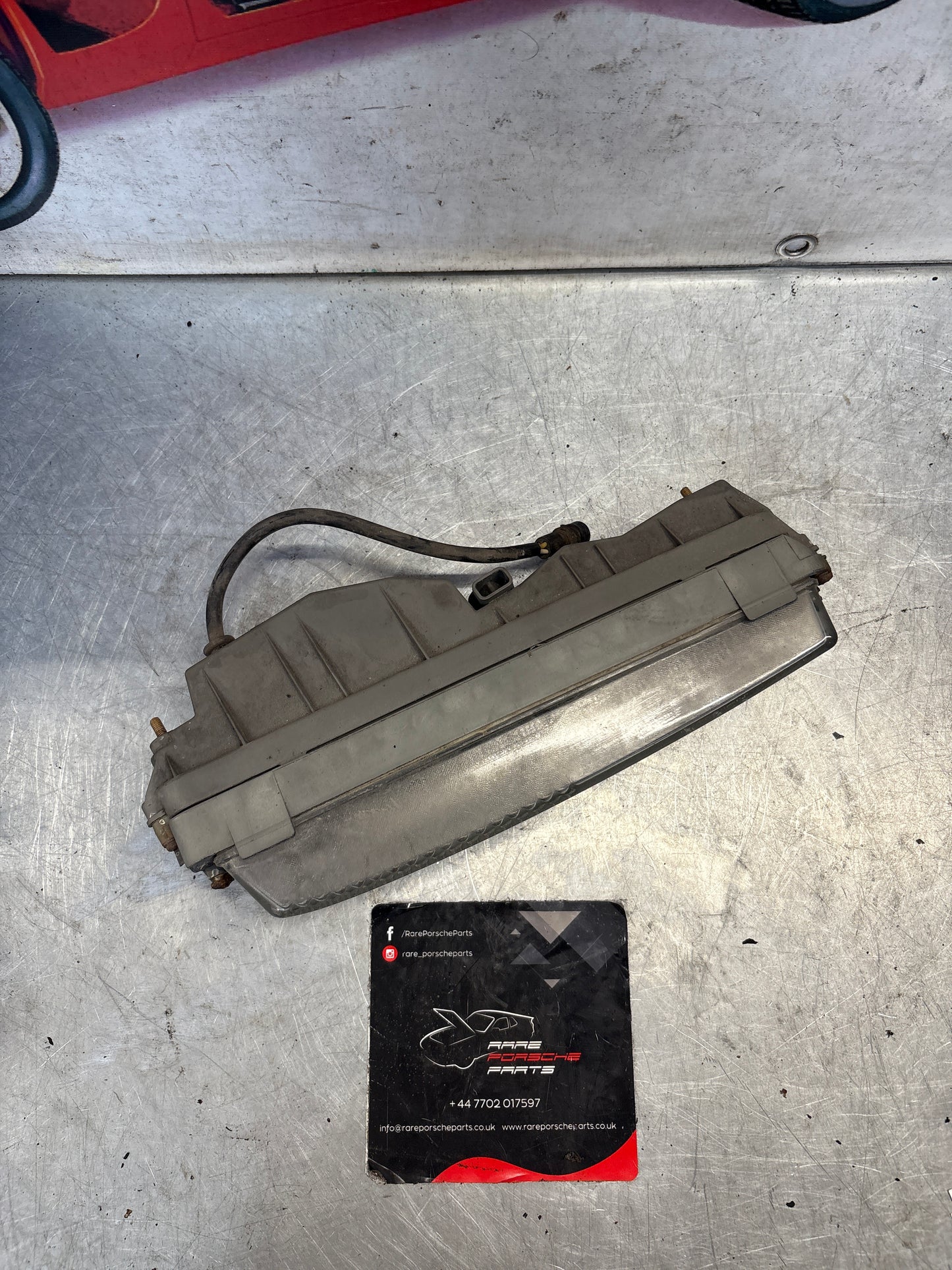 Porsche 944 S2 Turbo right foglight 95163121200 / 0305200701 used