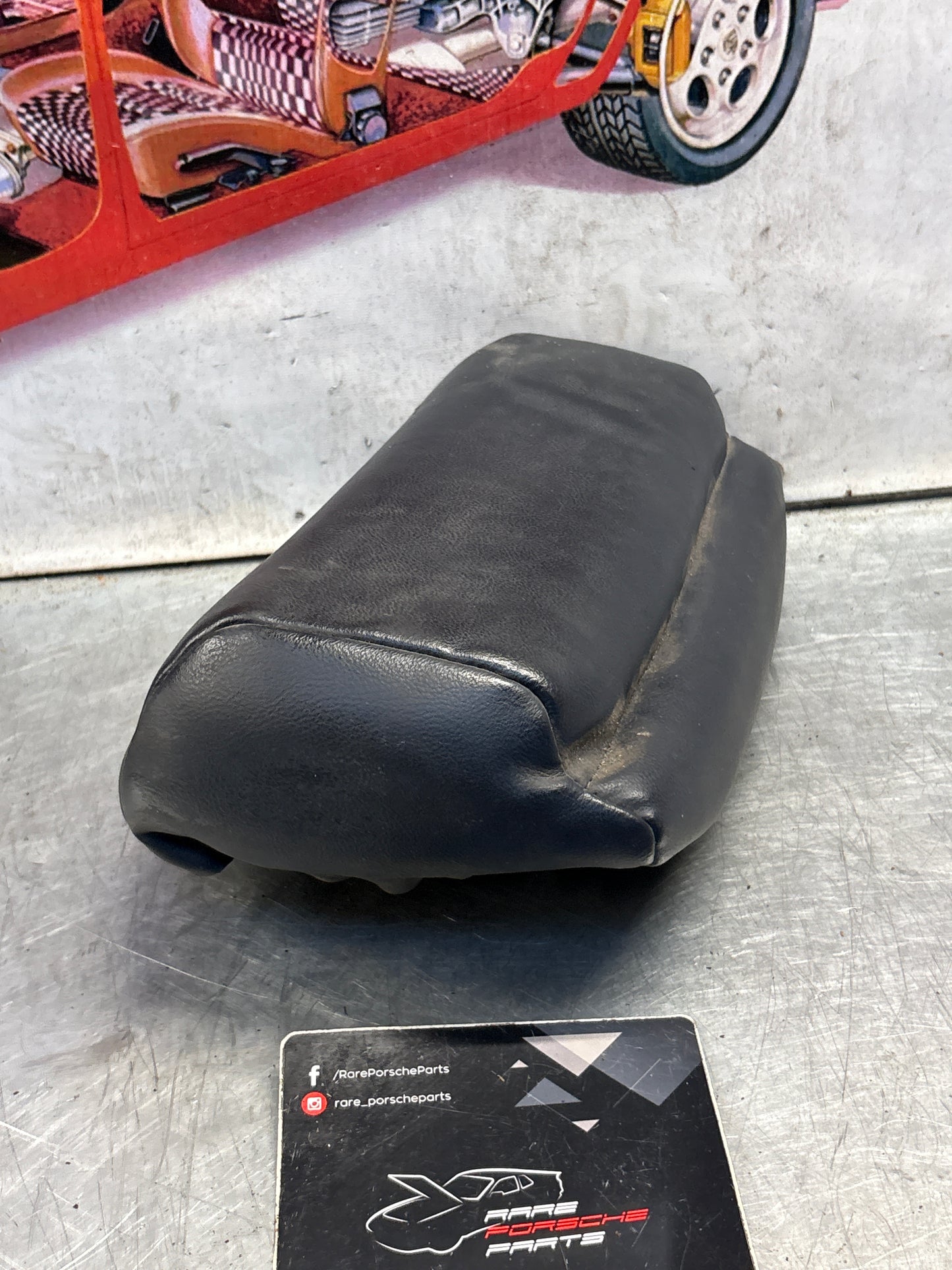 Porsche 928 rear left seat centre cushion,blue, leather, used 92852208751