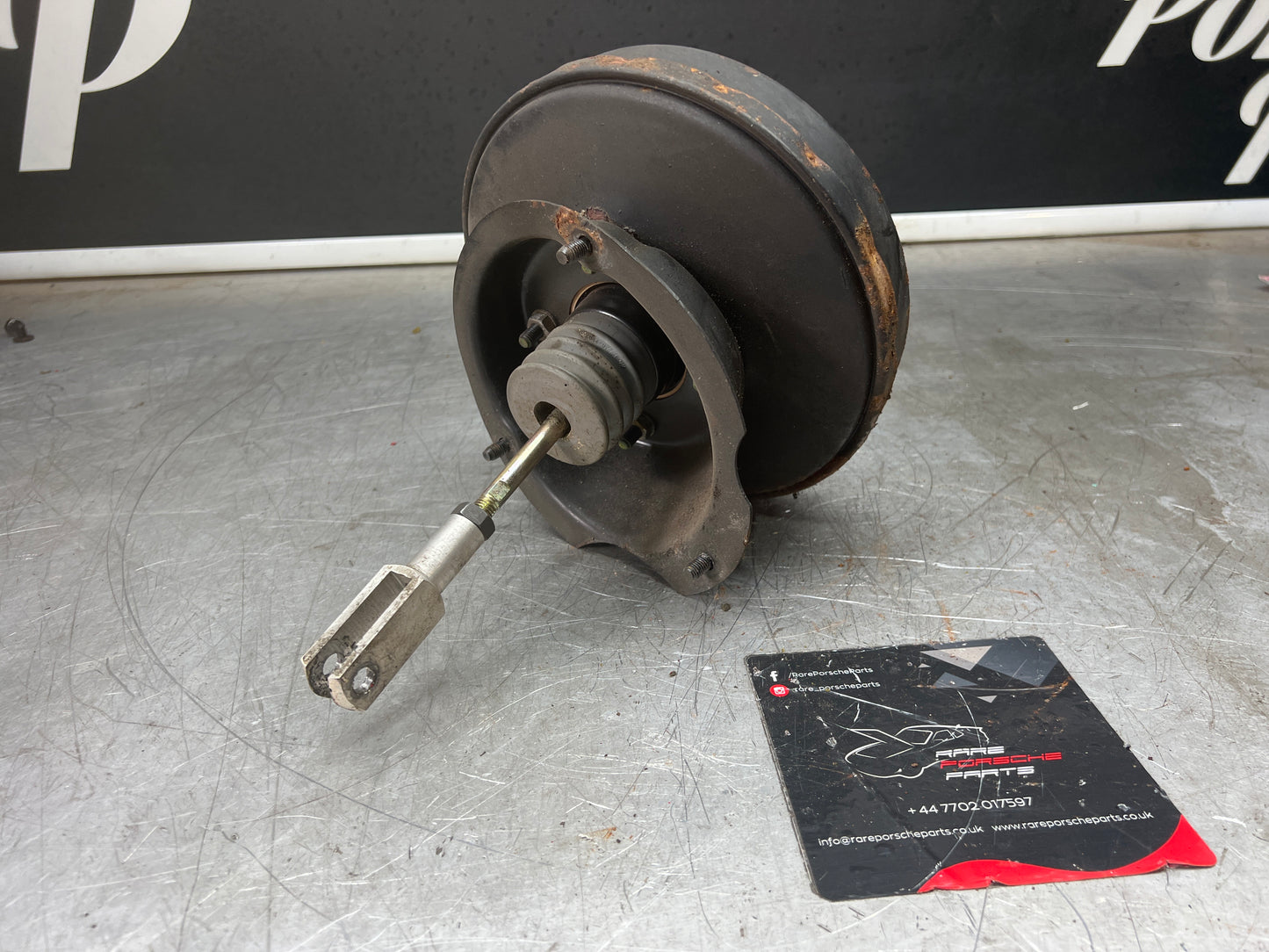 Porsche 944 brake booster, used 95135502701