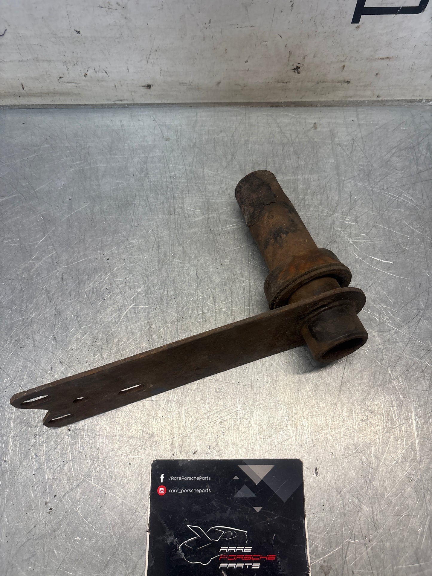 Porsche 924 76-79 left trailing arm, used 113511205B