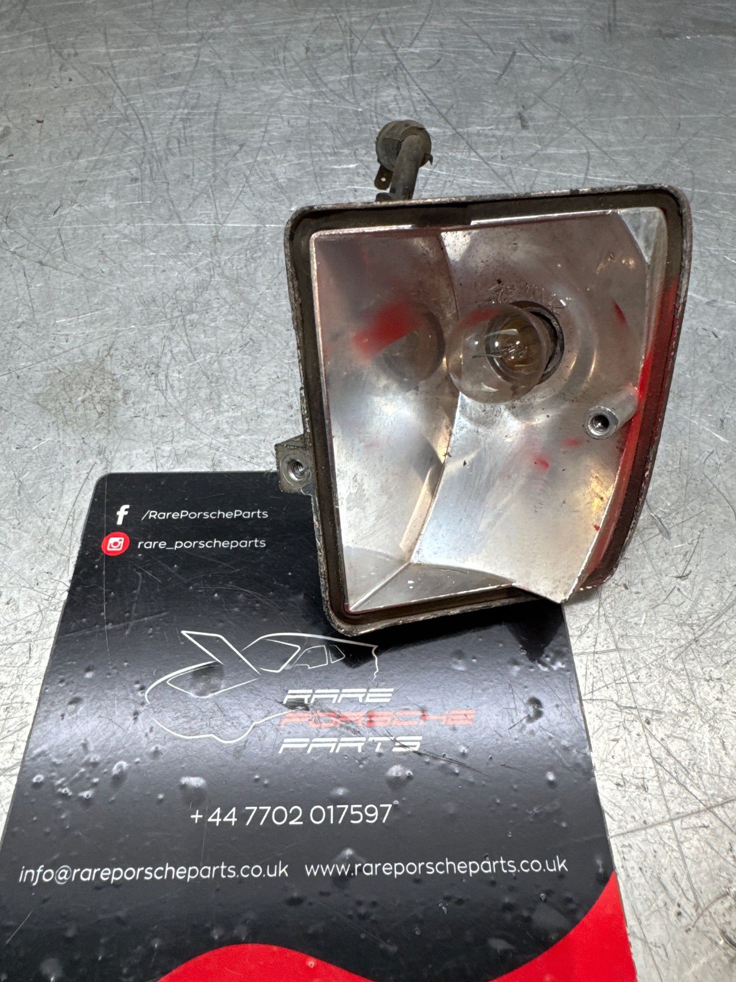 Porsche 928 928S right indicator unit, 928631421010 used, study photos