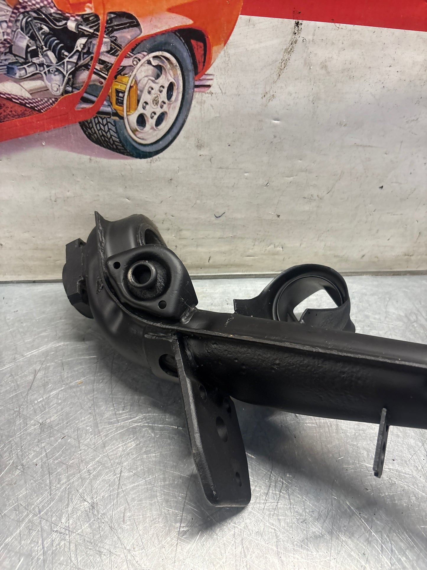 Porsche 924 944  -85.5 Rear right trailing arm,  refurbished 94433102200
