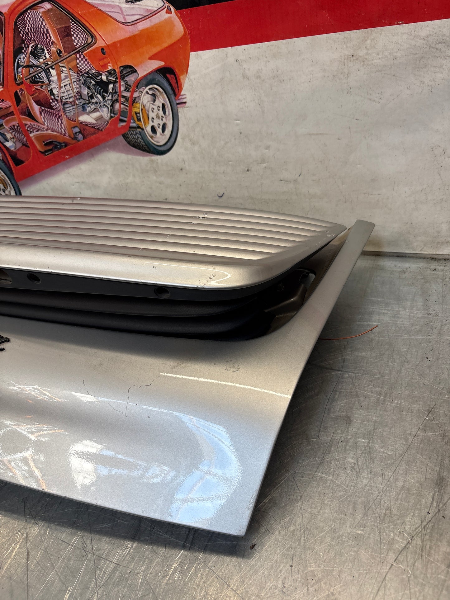 Porsche 911 996 rear bonnet, used 99651201101