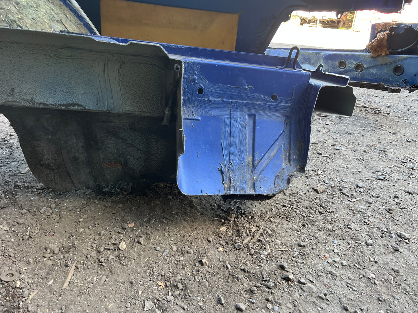 Porsche 944 S2 / Turbo 1991 Right side cut, rear fender with sill 94450390403 94450361200