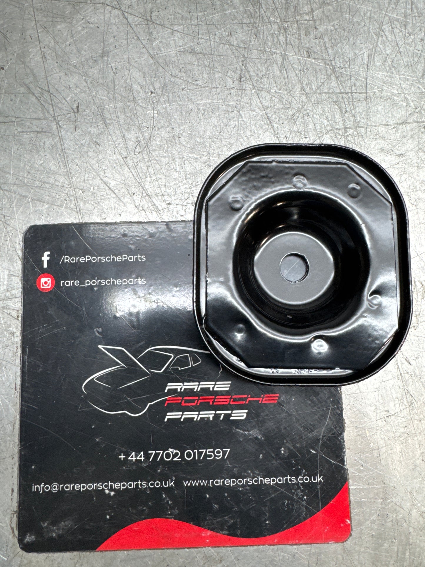 PORSCHE 928 ‘78-‘79 Fuel Gas Tank Mounting Strap Bracket Cover 92820131302 refurbished