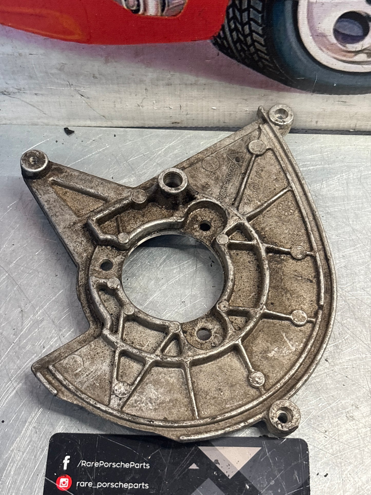 Porsche 928 Timing belt cylinder head cover, used. 9281051273R