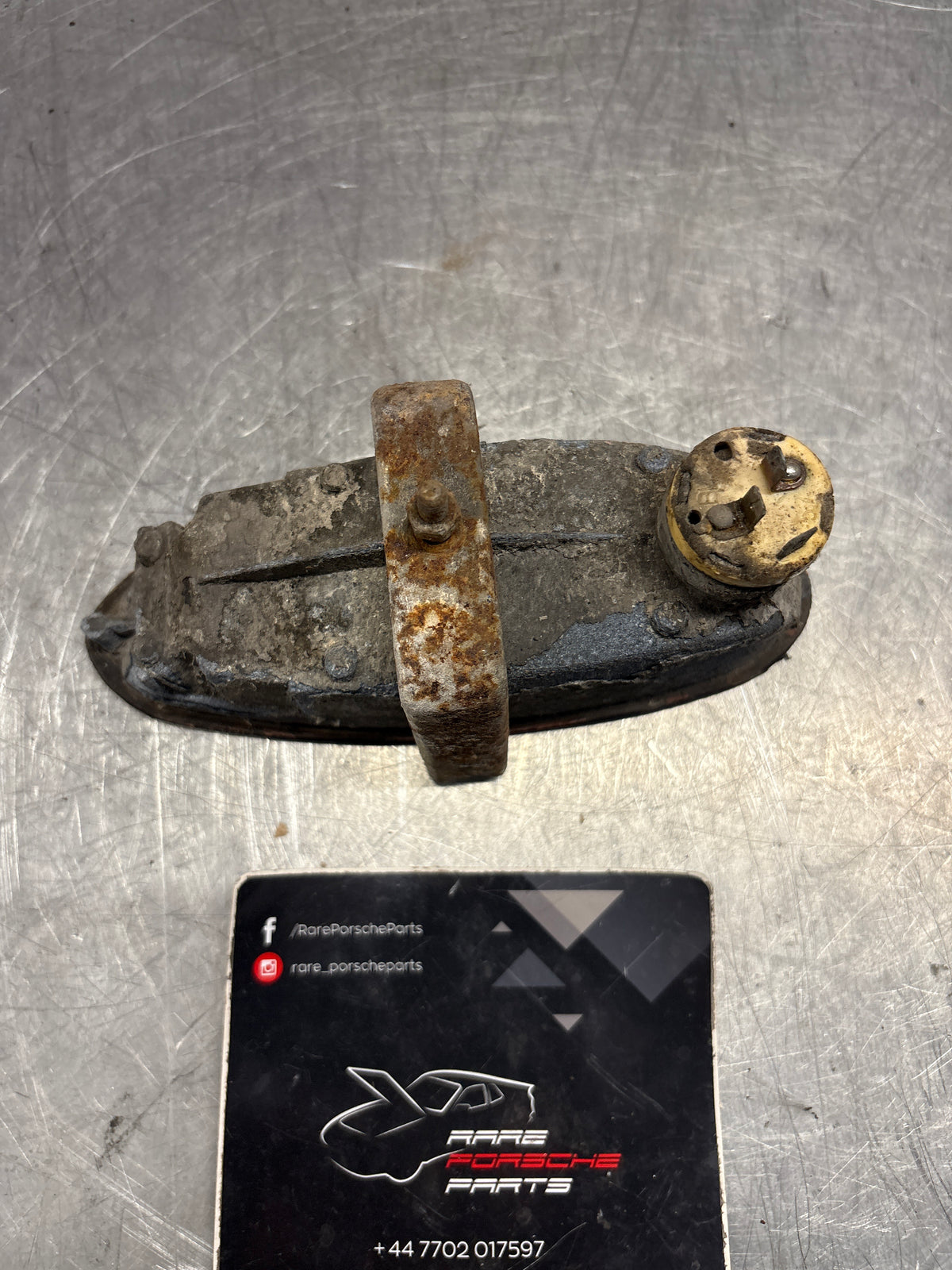 Porsche 914 indicator housing, used 91463140111