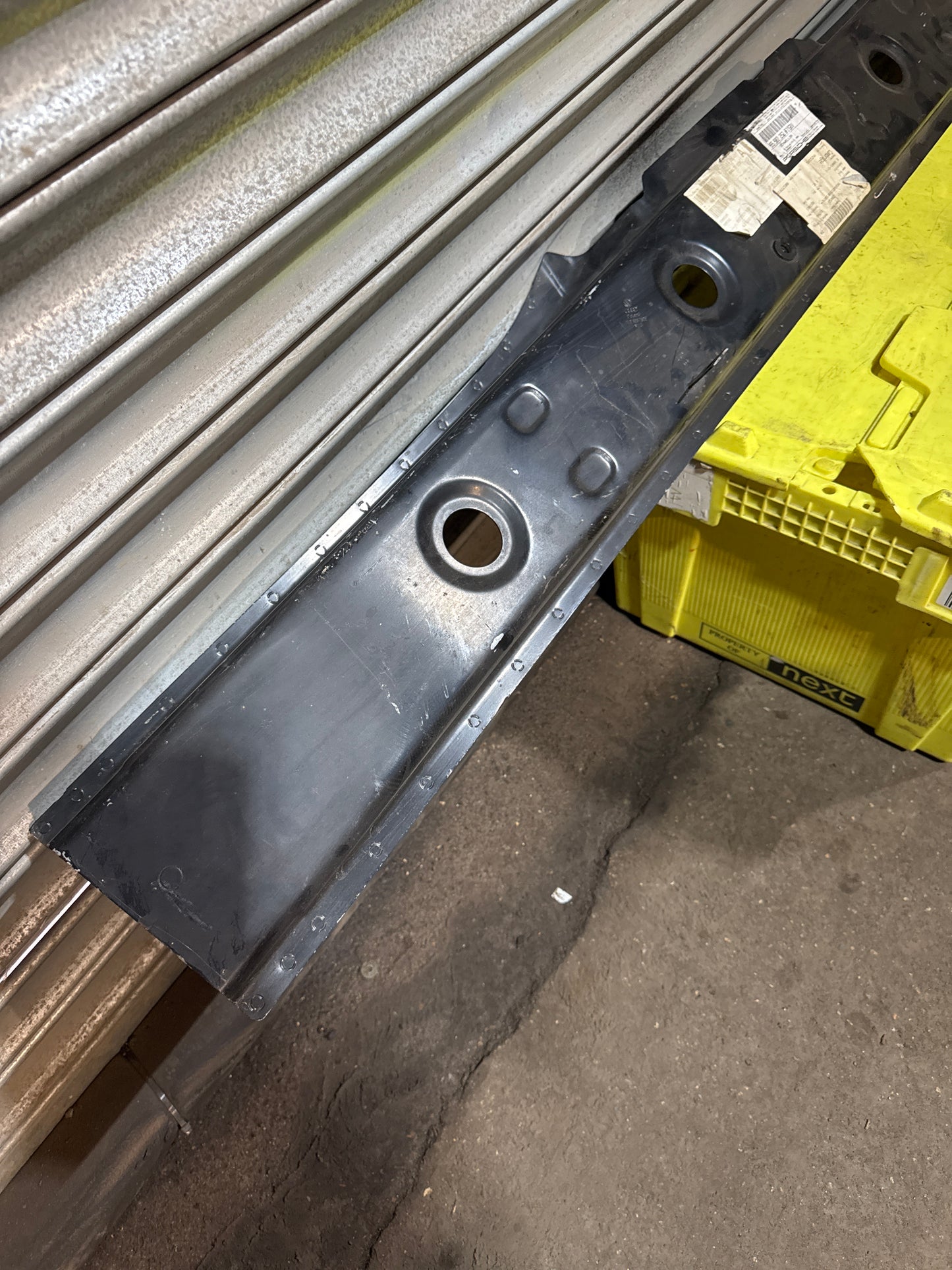 Porsche 955 Cayenne Inner Right Sill -99550225201- New old stock