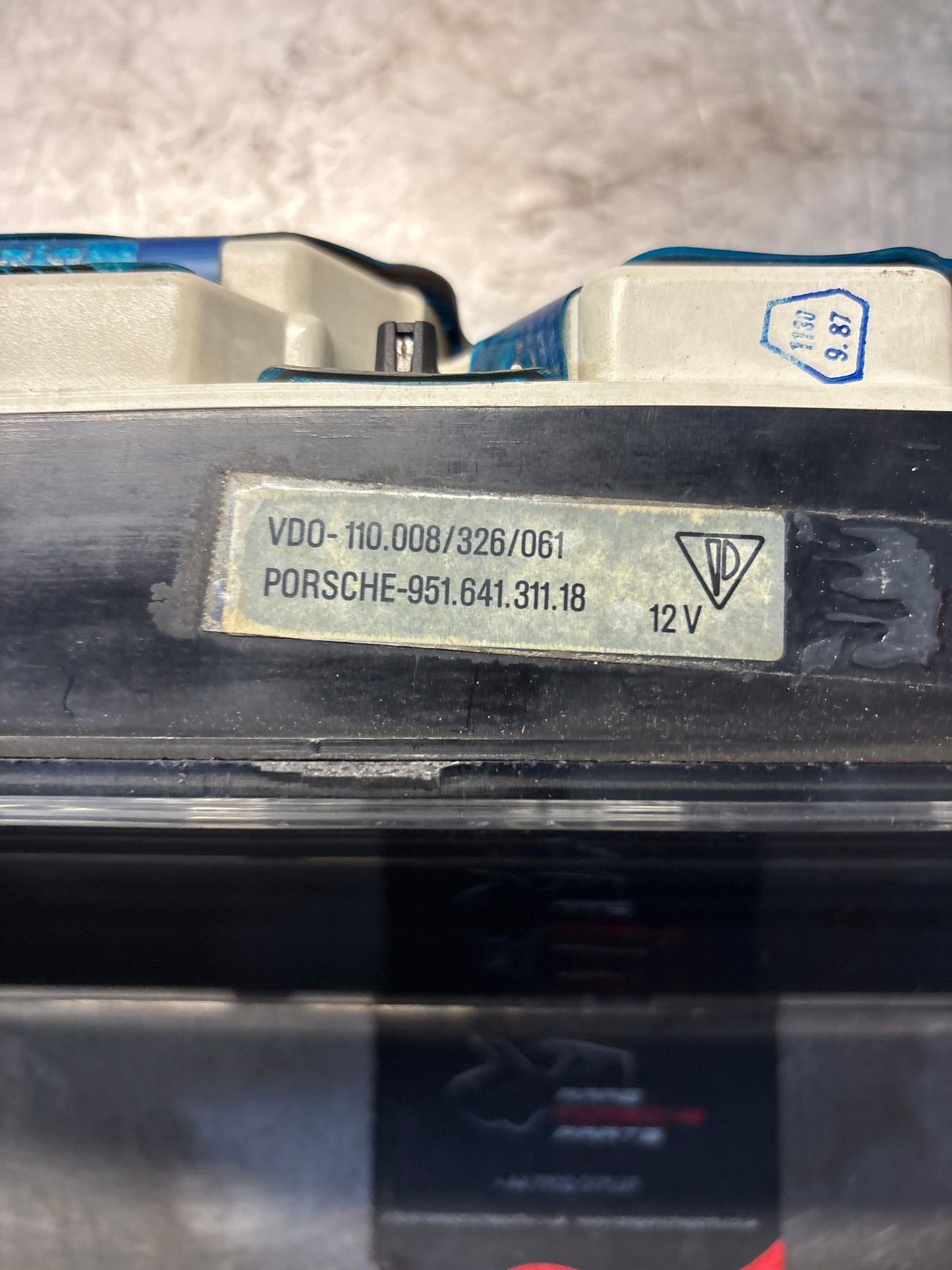 Porsche 944 Turbo dash clock binnacle pod speedometer, 95164131118 used 222249 Km