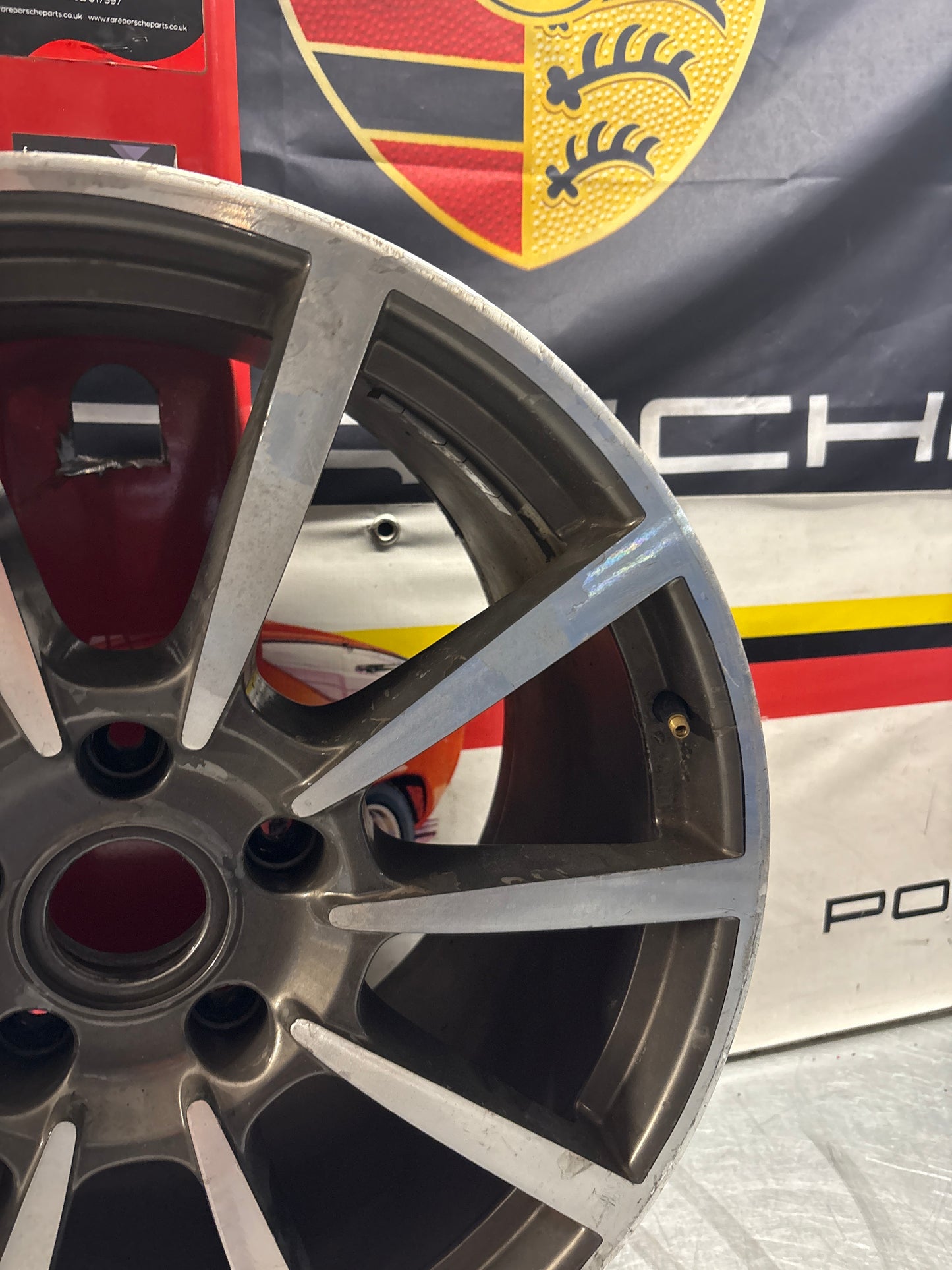 Porsche 911 991 Carrera C2 wheel, for spares or repair 99136216630