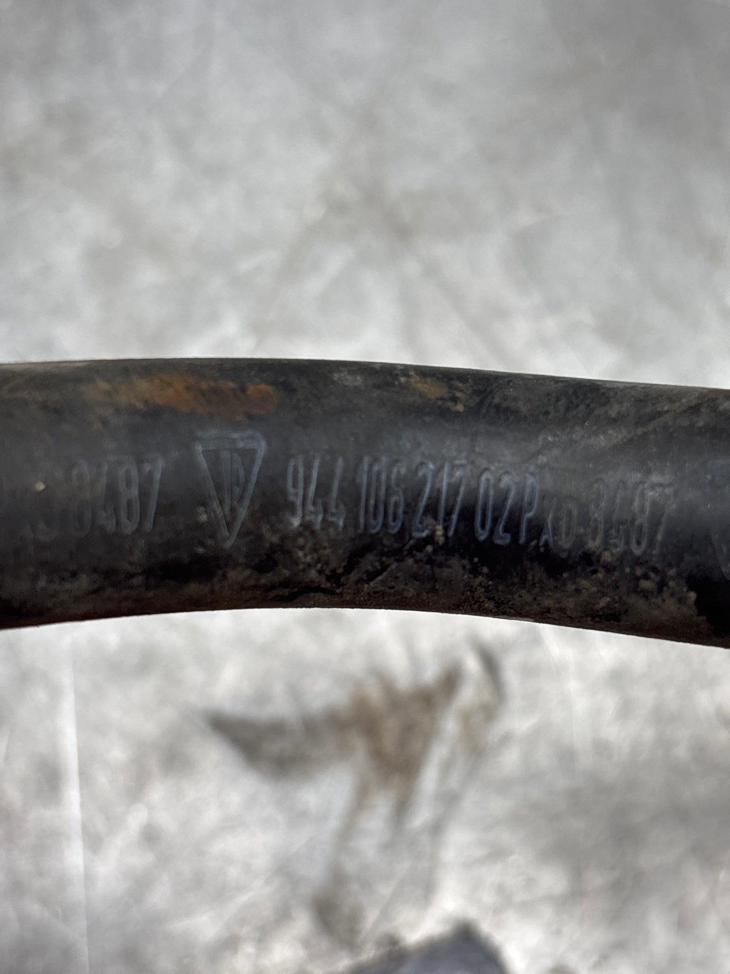 Porsche 944 S2 Wasserkühlerschlauch 89-91 94410621702, gebraucht