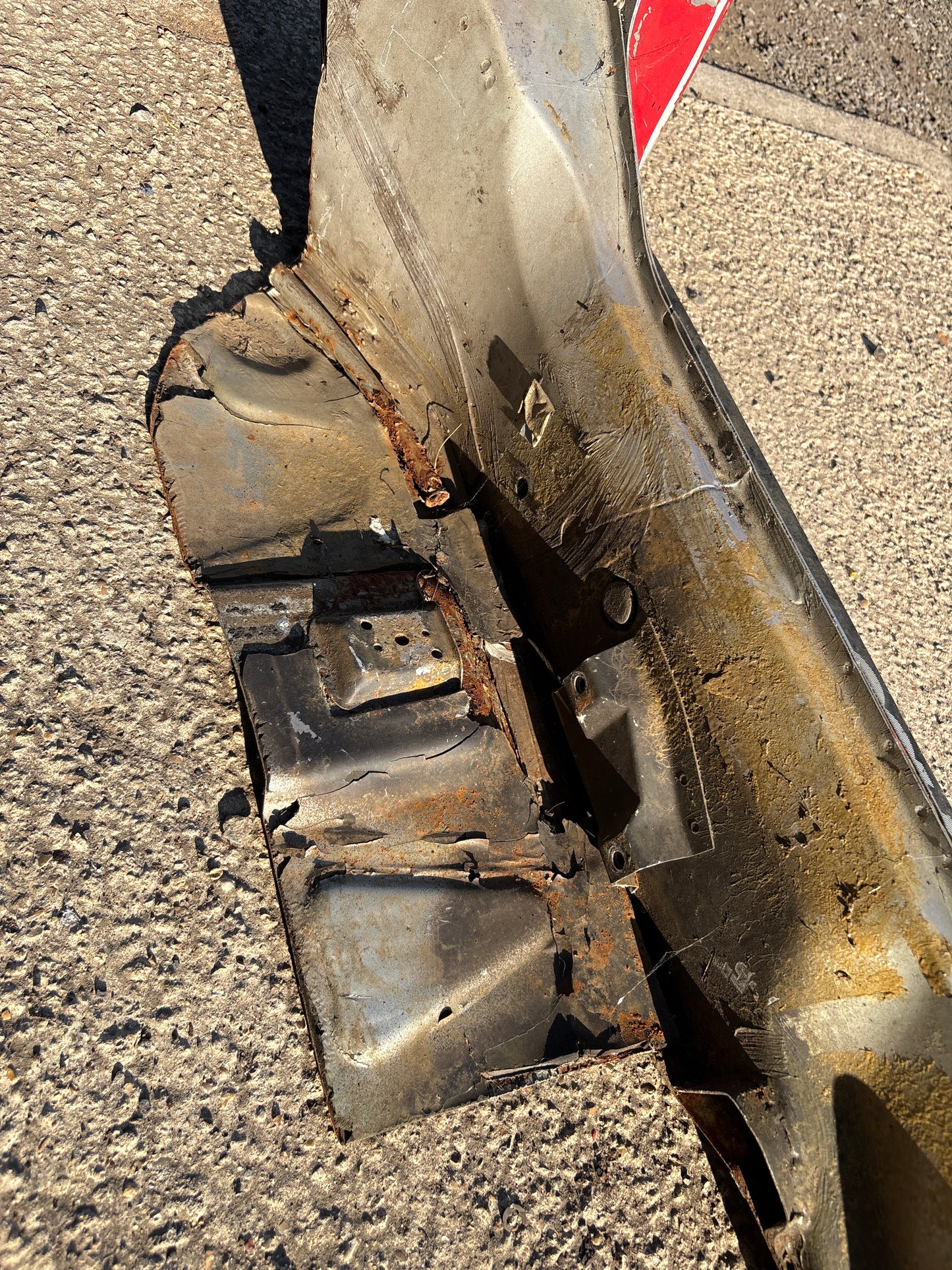 Porsche 924 Turbo Left Sill