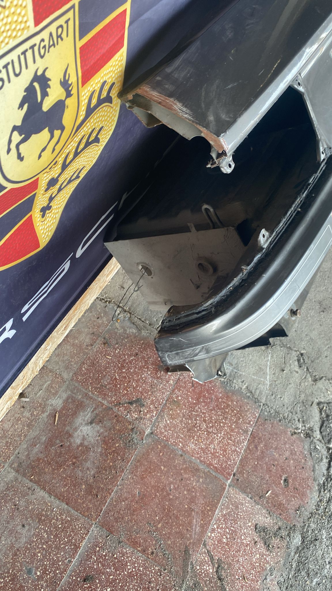 Porsche 944 complete rear cut used, 94450303701