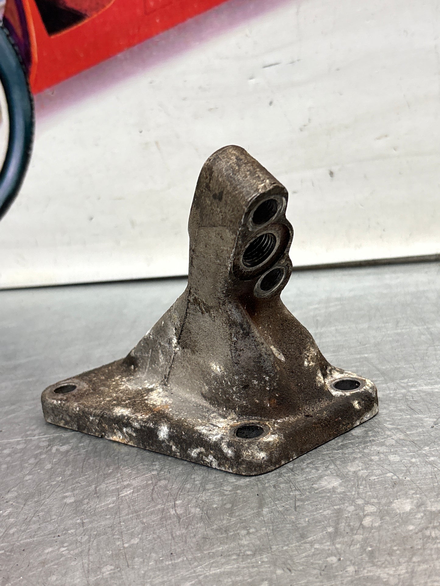 Porsche 924 Turbo mounting bracket, used