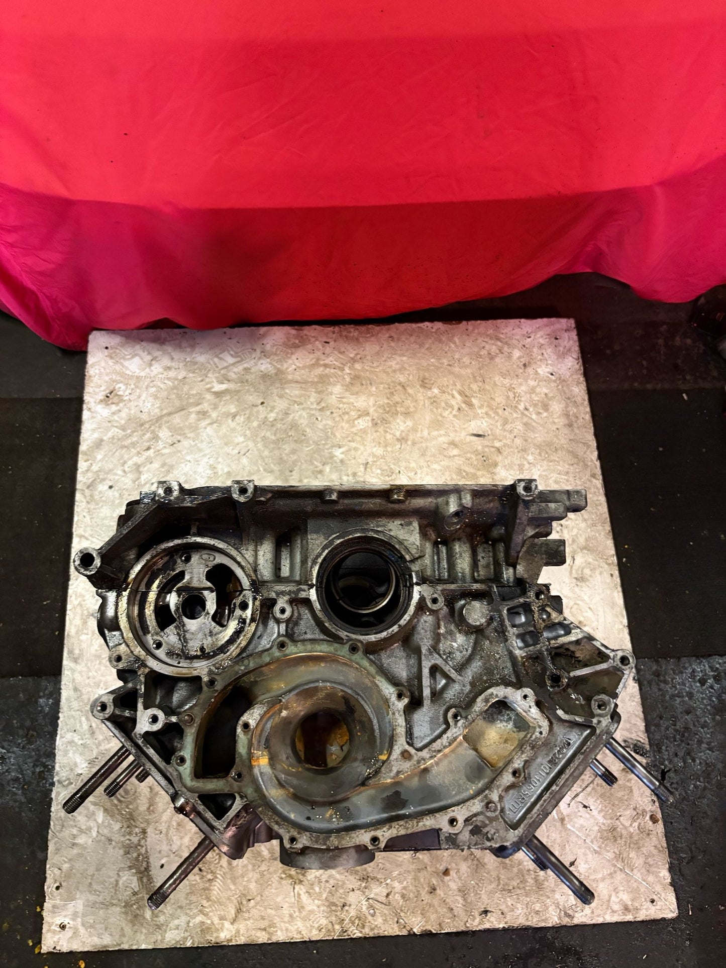 Porsche 928 M28/01 4.5 block with pistons, used
