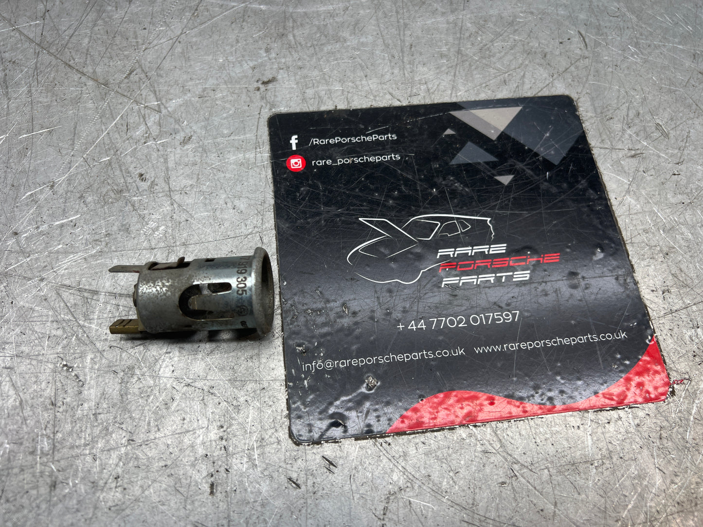 Porsche 924/944 cigarette lighter 477919305