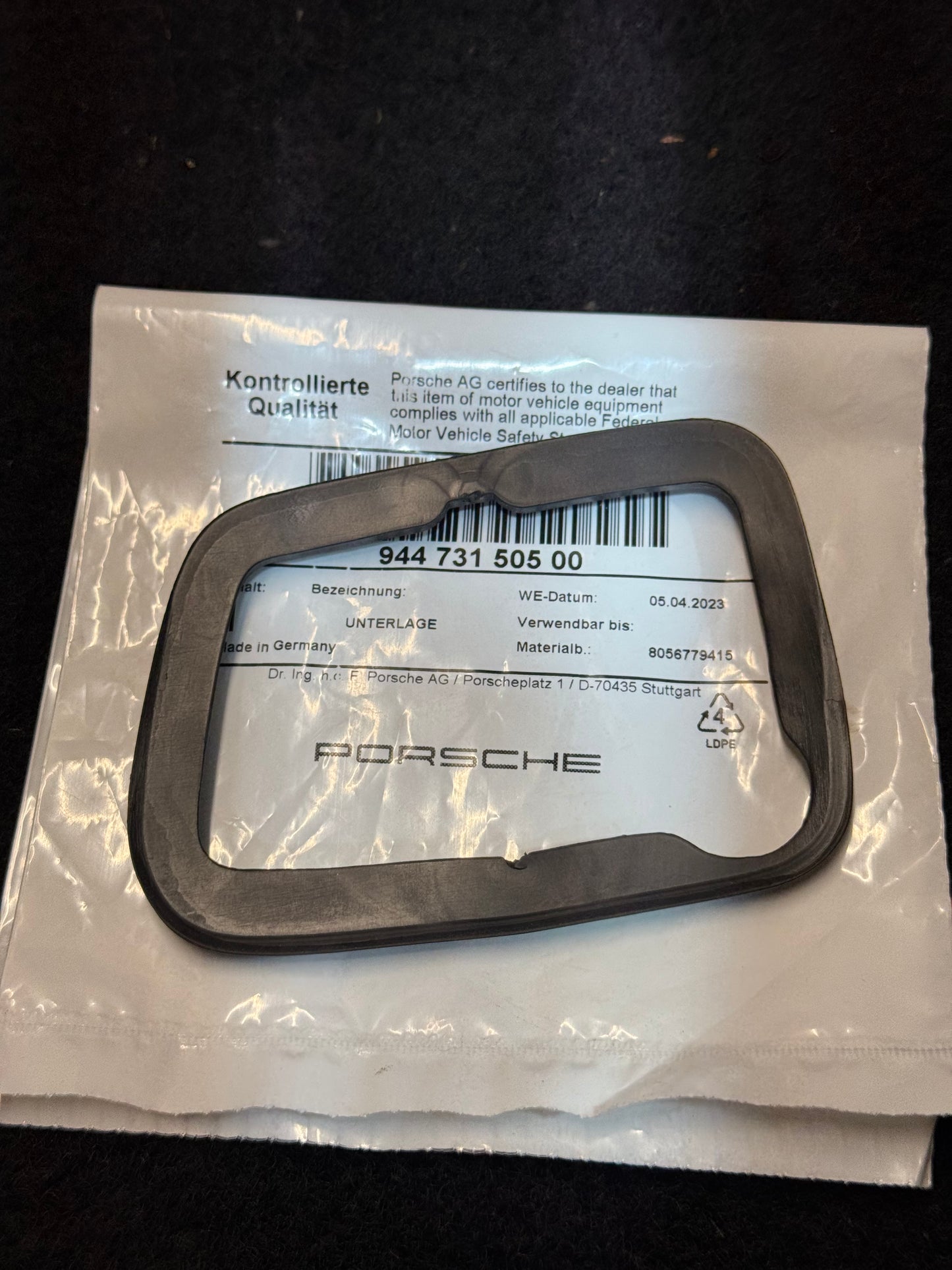 Porsche 924 944 928 mirror rubber gasket, LHD ONLY Right Side 94473150500, new ()