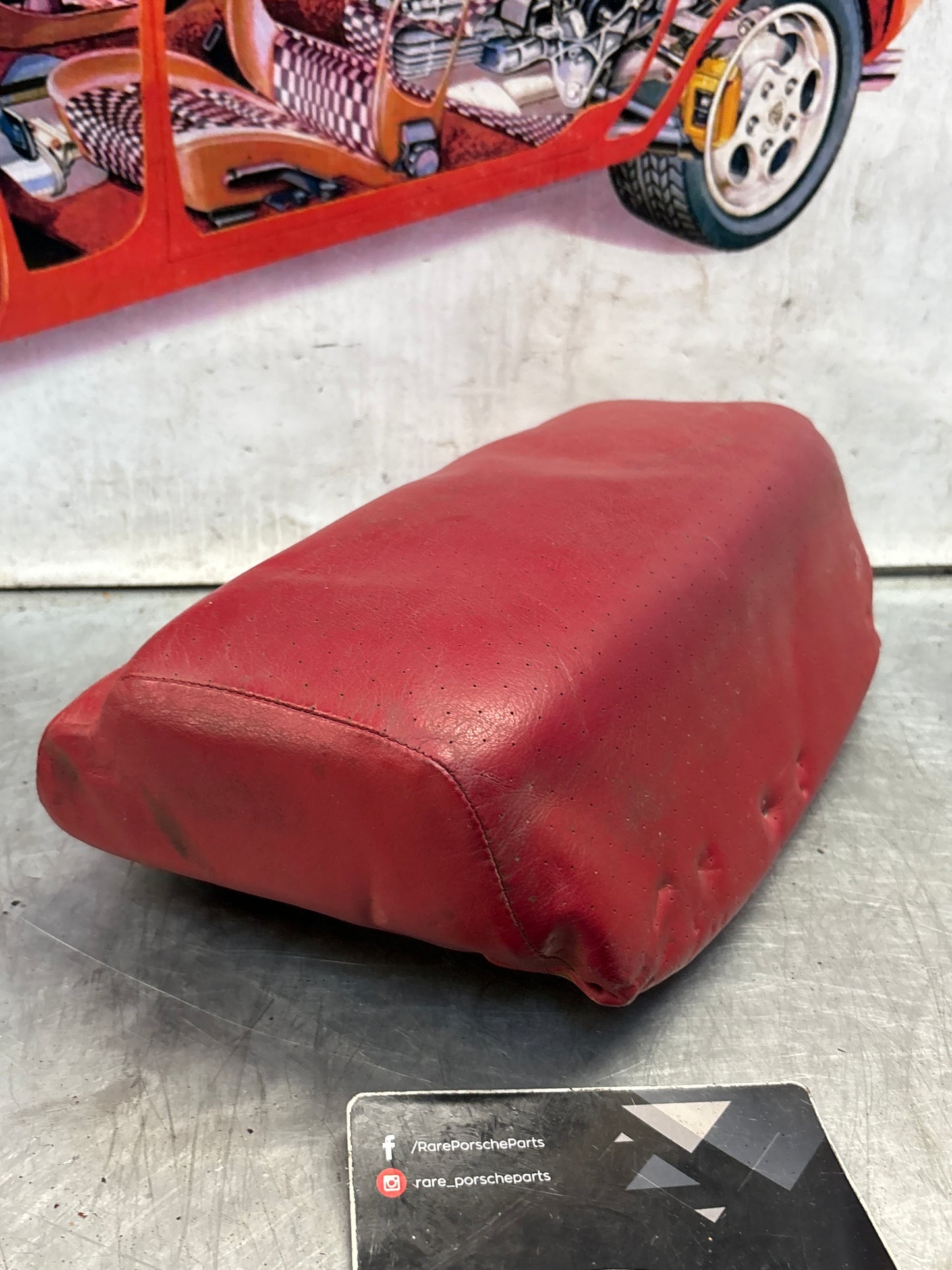 Porsche 928 rear left seat upper cushion, leather, can-can red, used 92852204550
