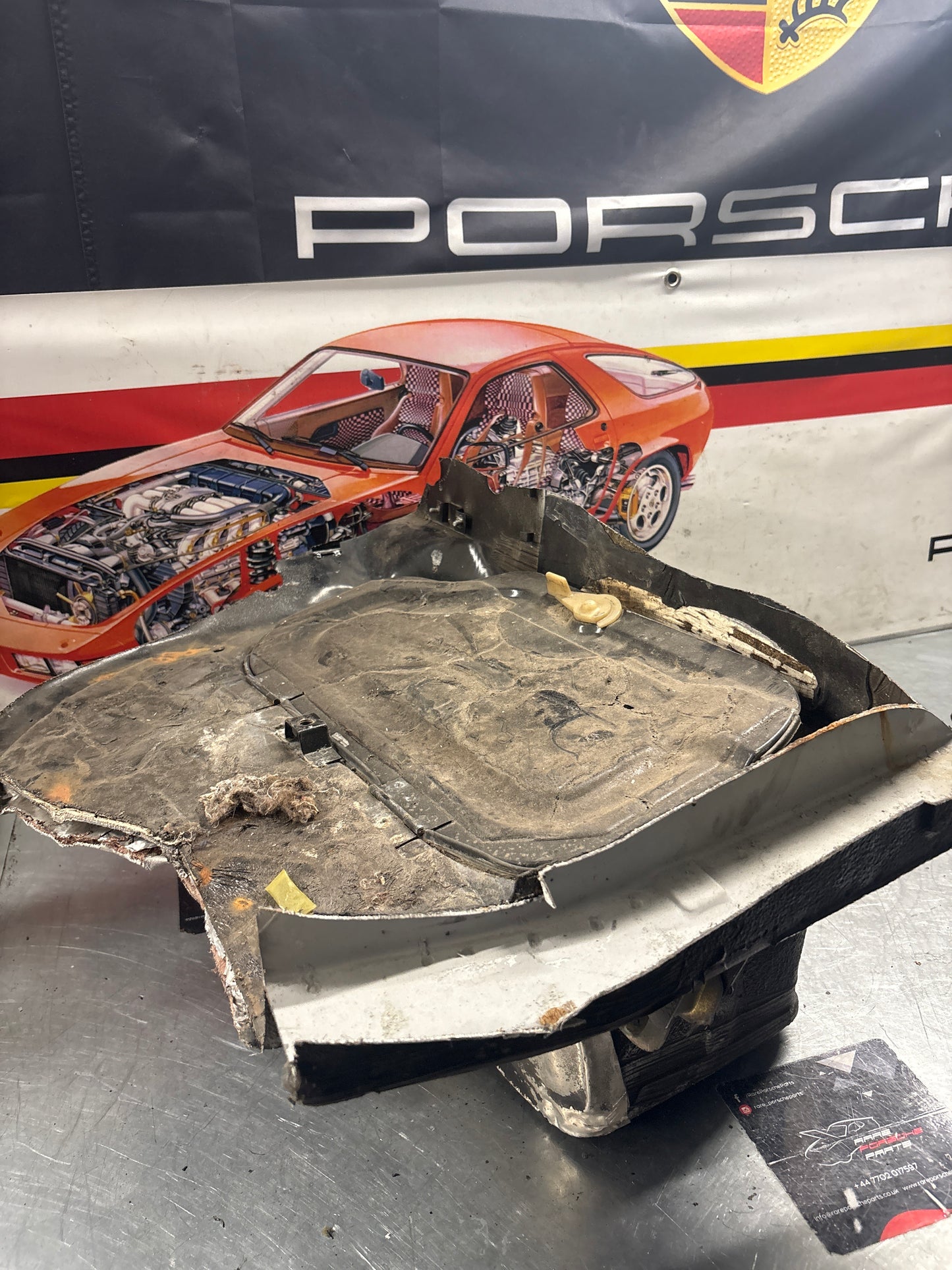 Porsche 928 Battery tray cut, 92850180502 used