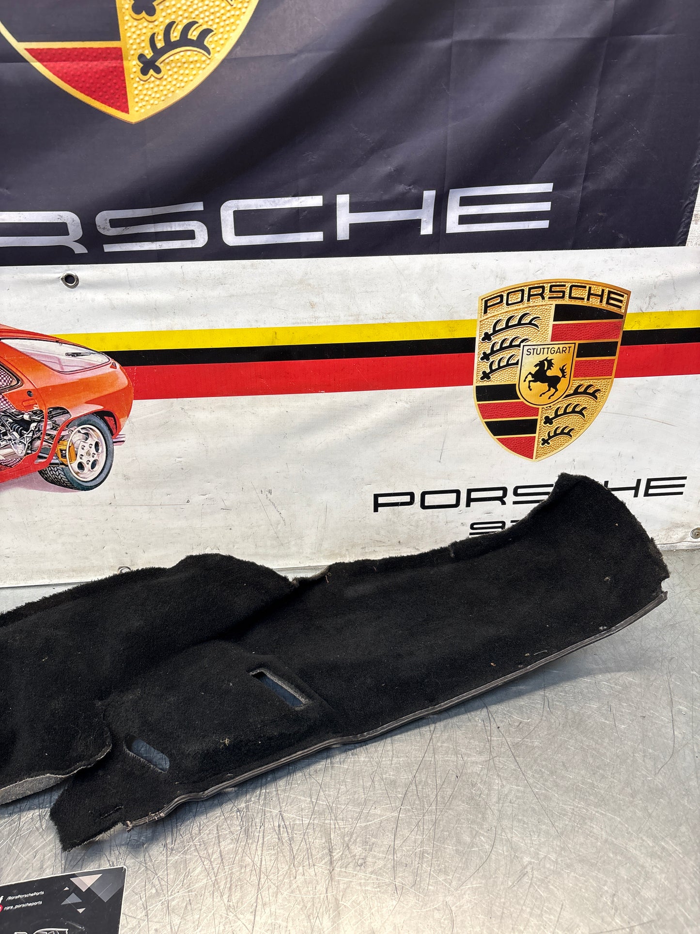 Porsche 924/944 85.5- rear left side trim carpet, black, 94455508301, used