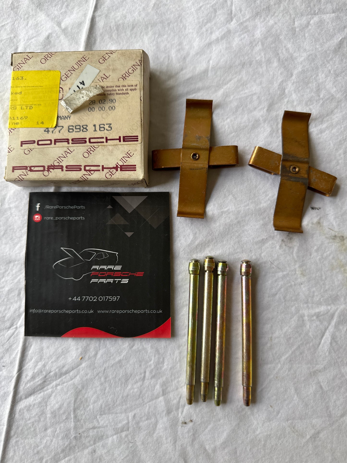 Porsche 924 front brake pad kit 477698163 NOS