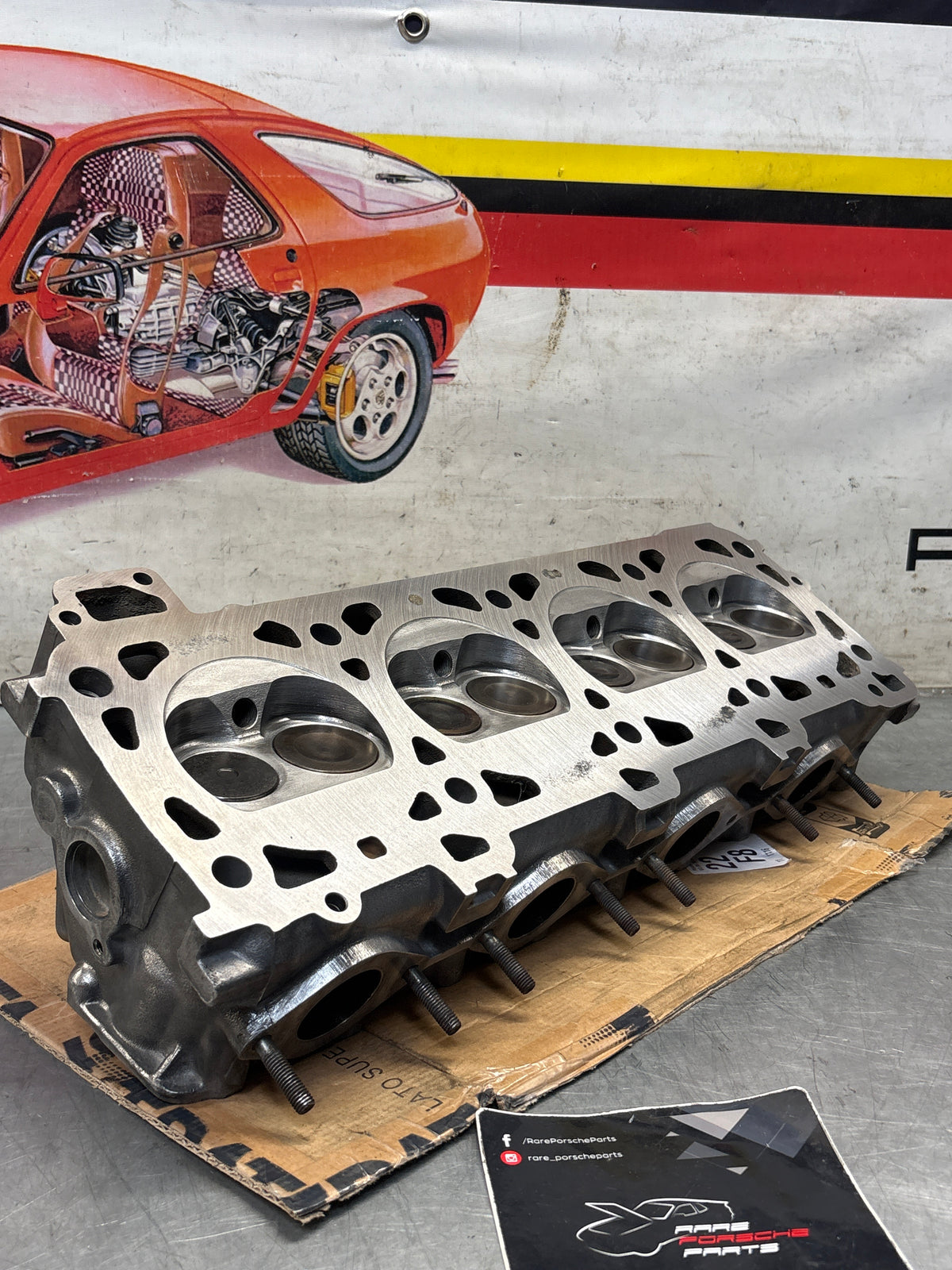 Porsche 944 8V Cylinder head, 9441043036R Refurbished