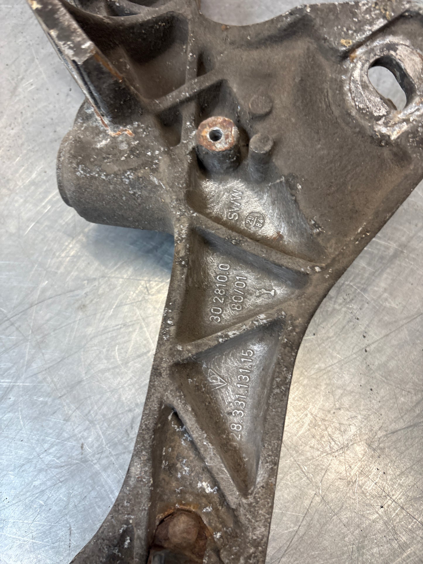 Porsche 928 rear gearbox subframe, used 92833113115