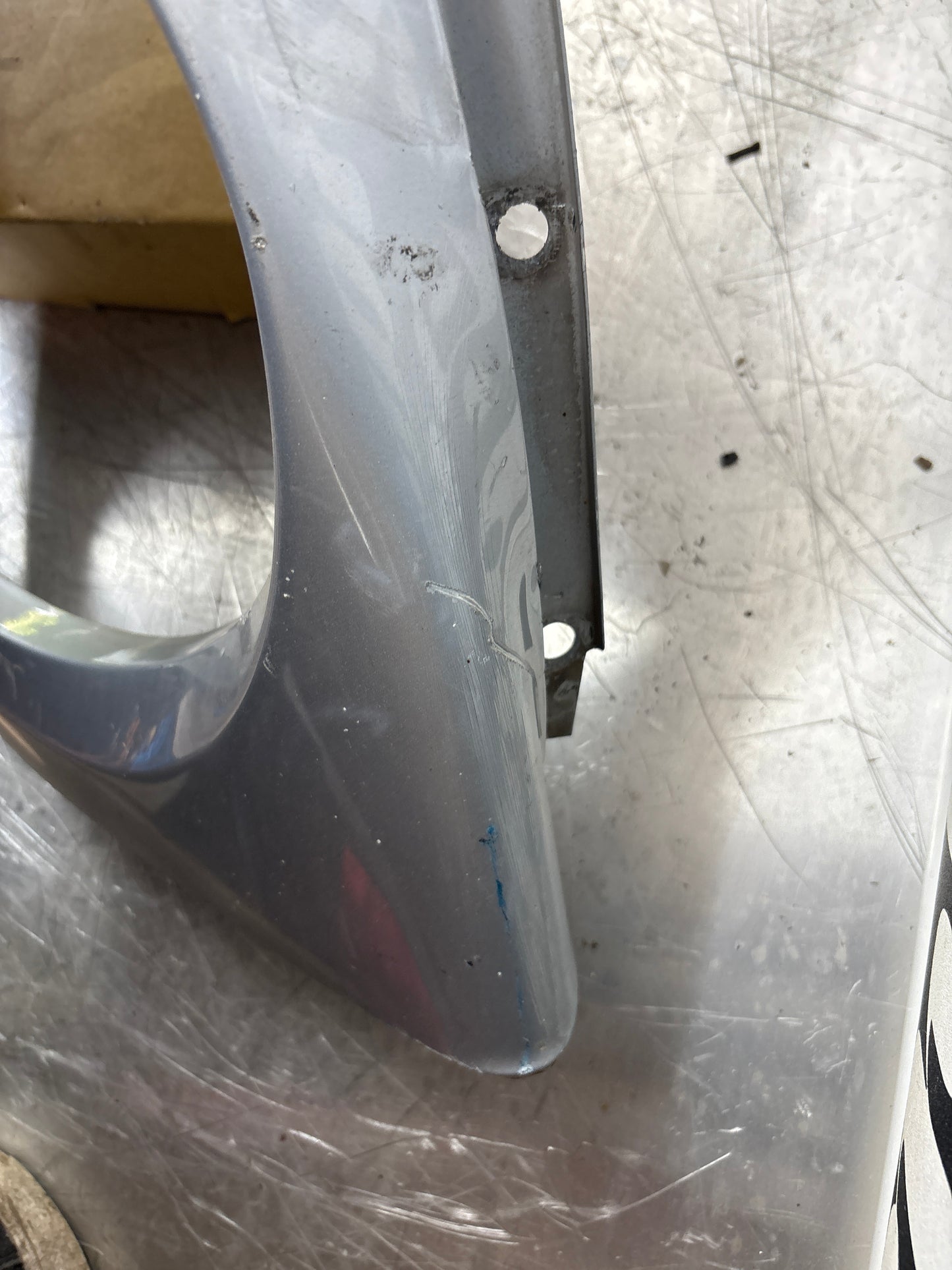 Porsche 968 front right wing, used